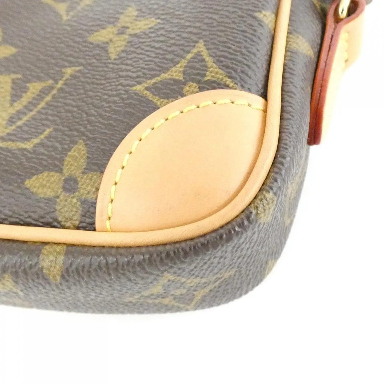 LOUIS VUITTON M57450 Shoulder Monogram 黑色 Monogram 中古品A - 縮圖 4