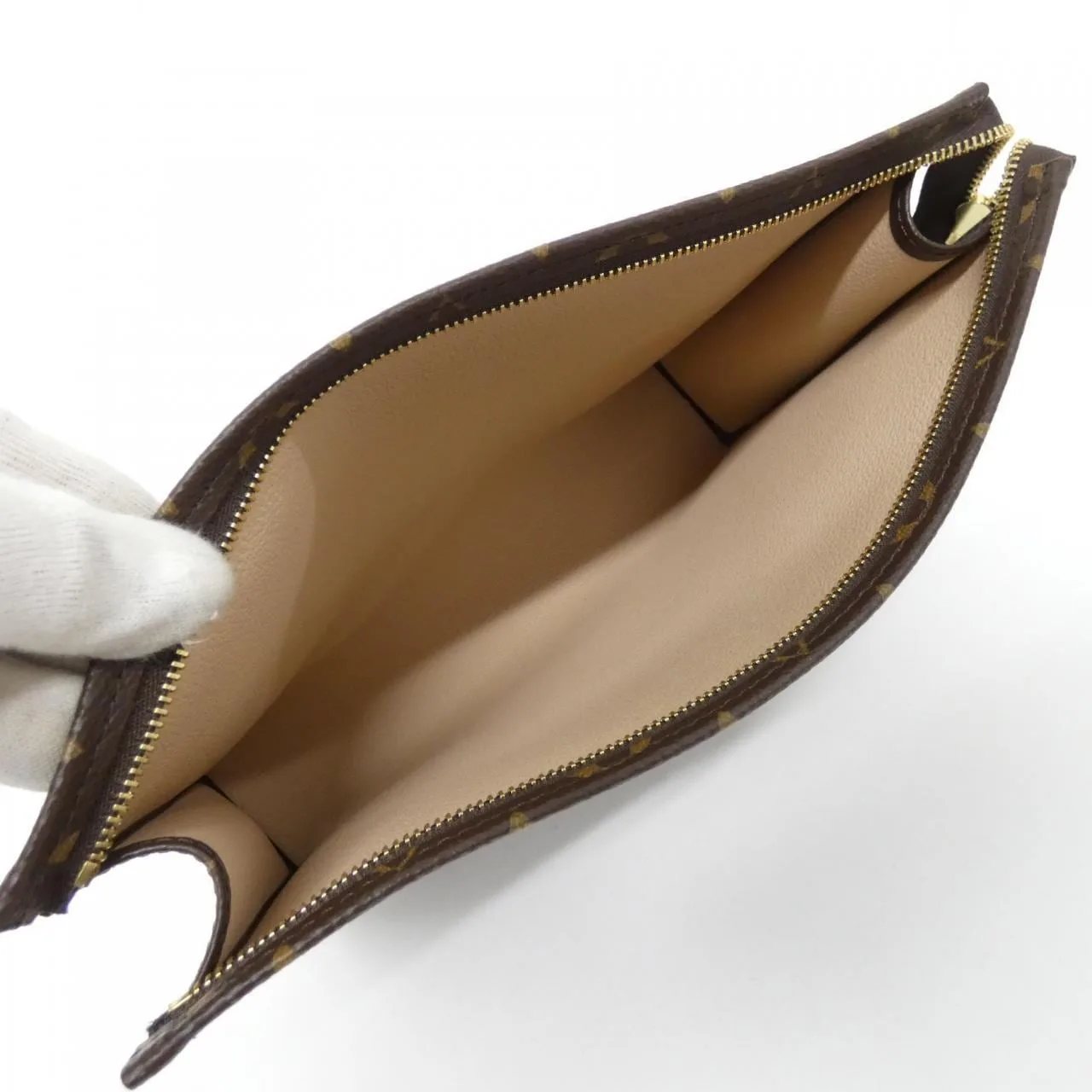 LOUIS VUITTON M47542 Pouch Monogram Black Monogram Rank A - Thumbnail 3