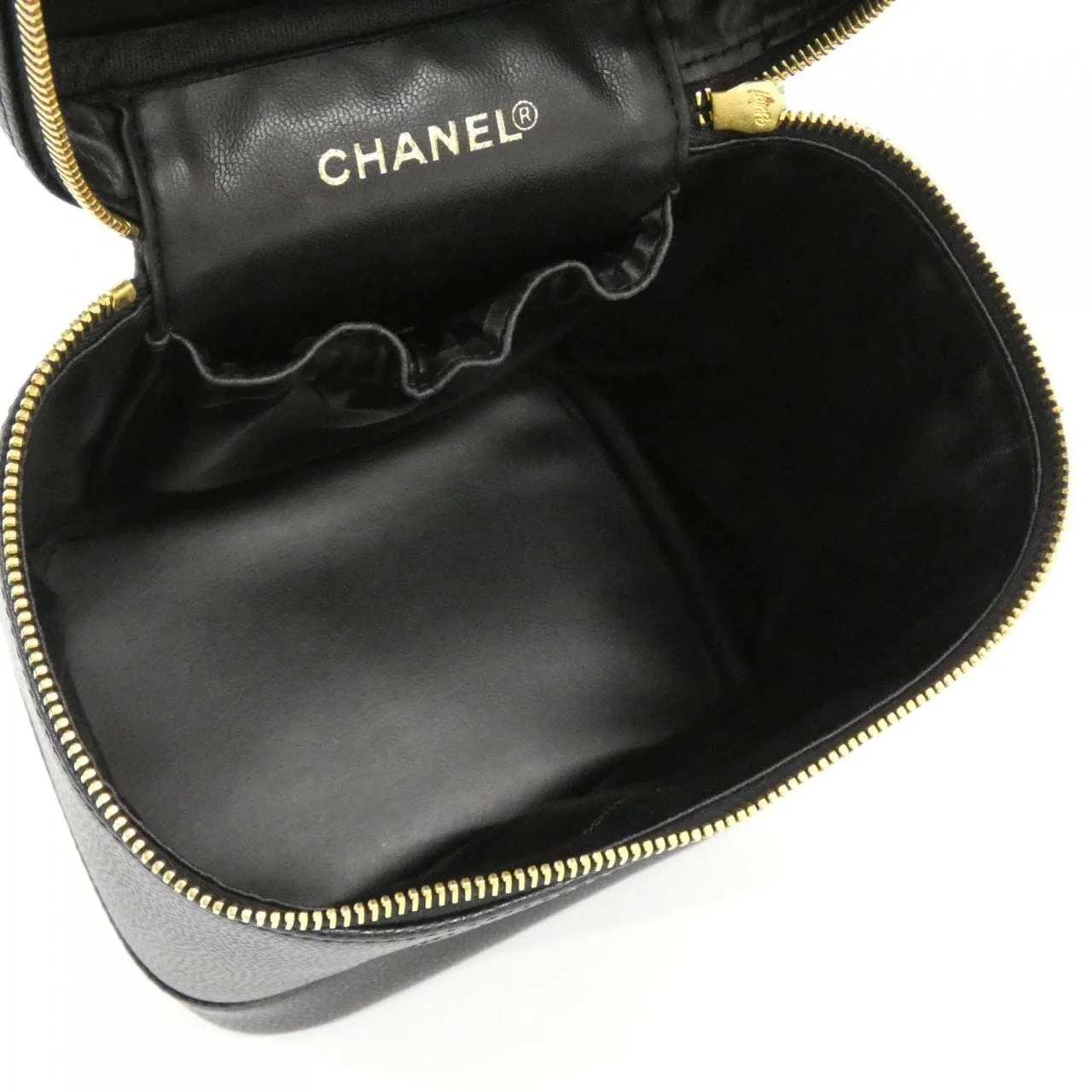 CHANEL 1998 Handbag Grained Calfskin