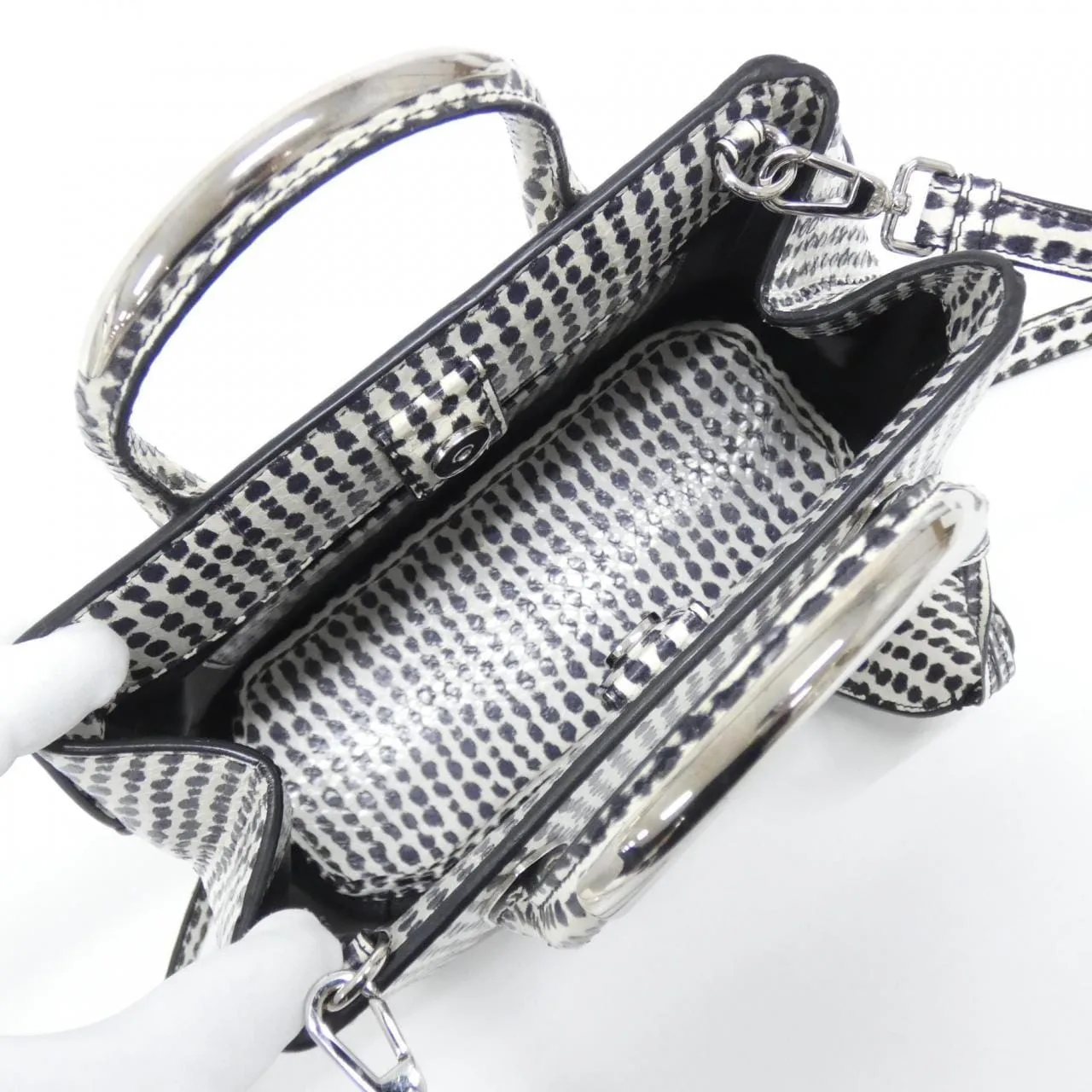 DIOR M1061PAYS 手提包 蟒蛇皮 黑色 蟒蛇皮 中古品B - 縮圖 9