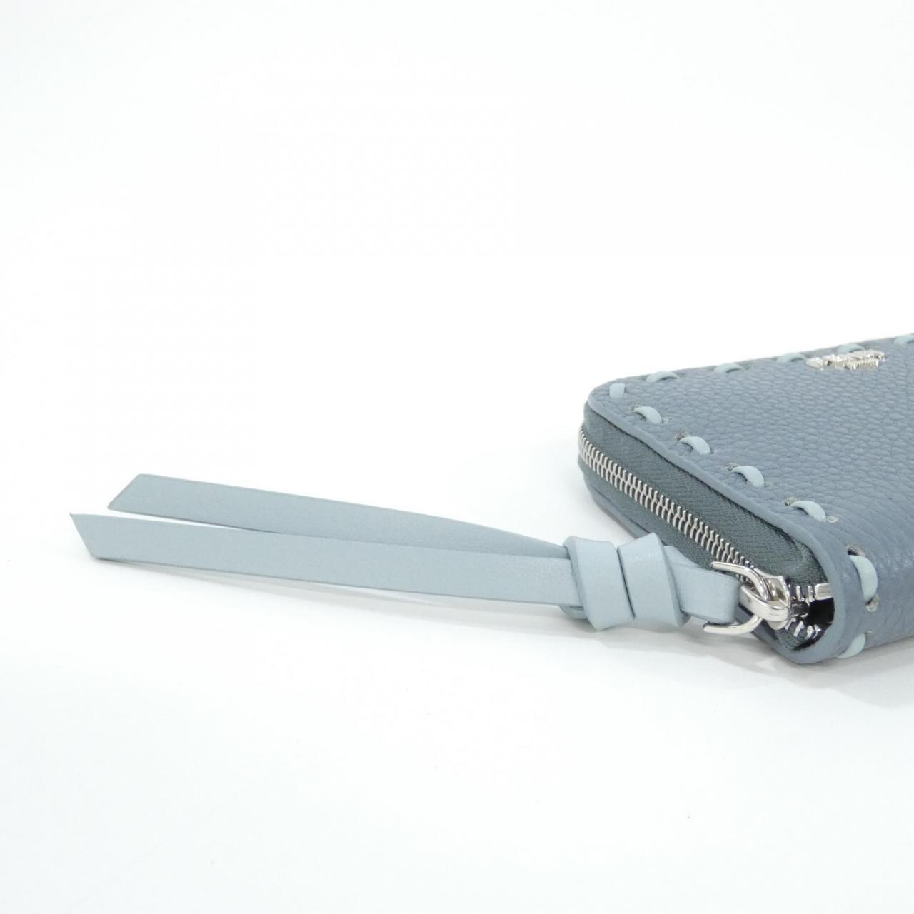 FENDI Peekaboo 8M0313 AURN Wallet 4