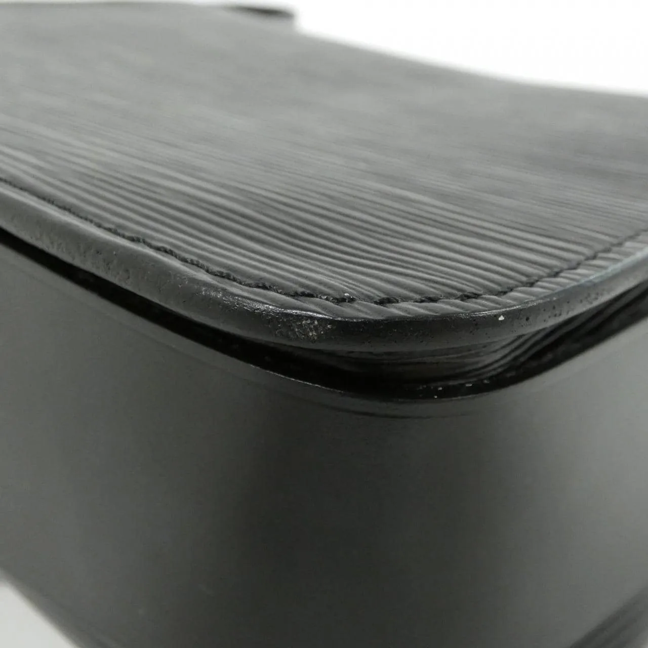 LOUIS VUITTON M52242 Shoulder Epi 黑色 Epi 中古品A - 縮圖 3