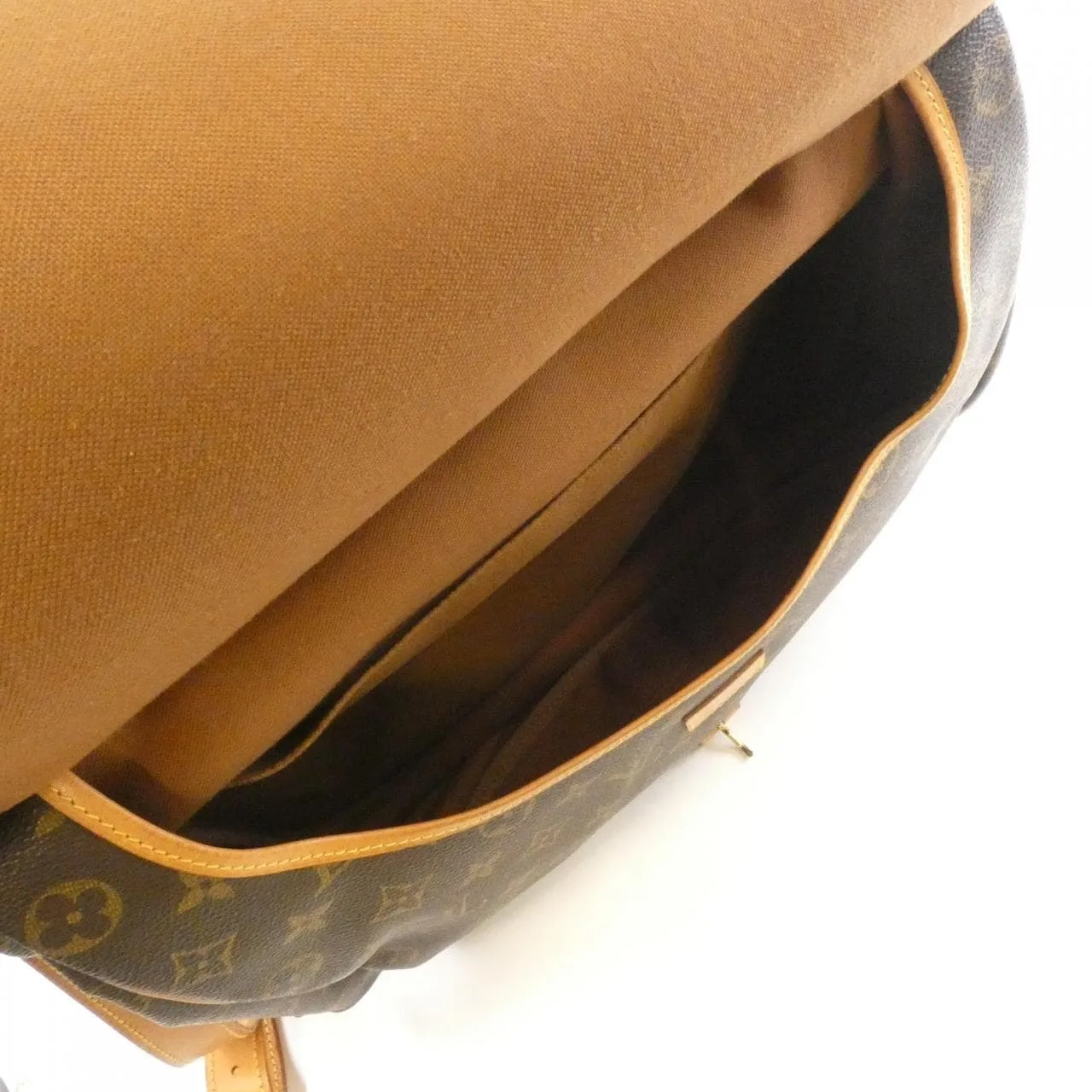 LOUIS VUITTON Saumur M42254 Shoulder Monogram