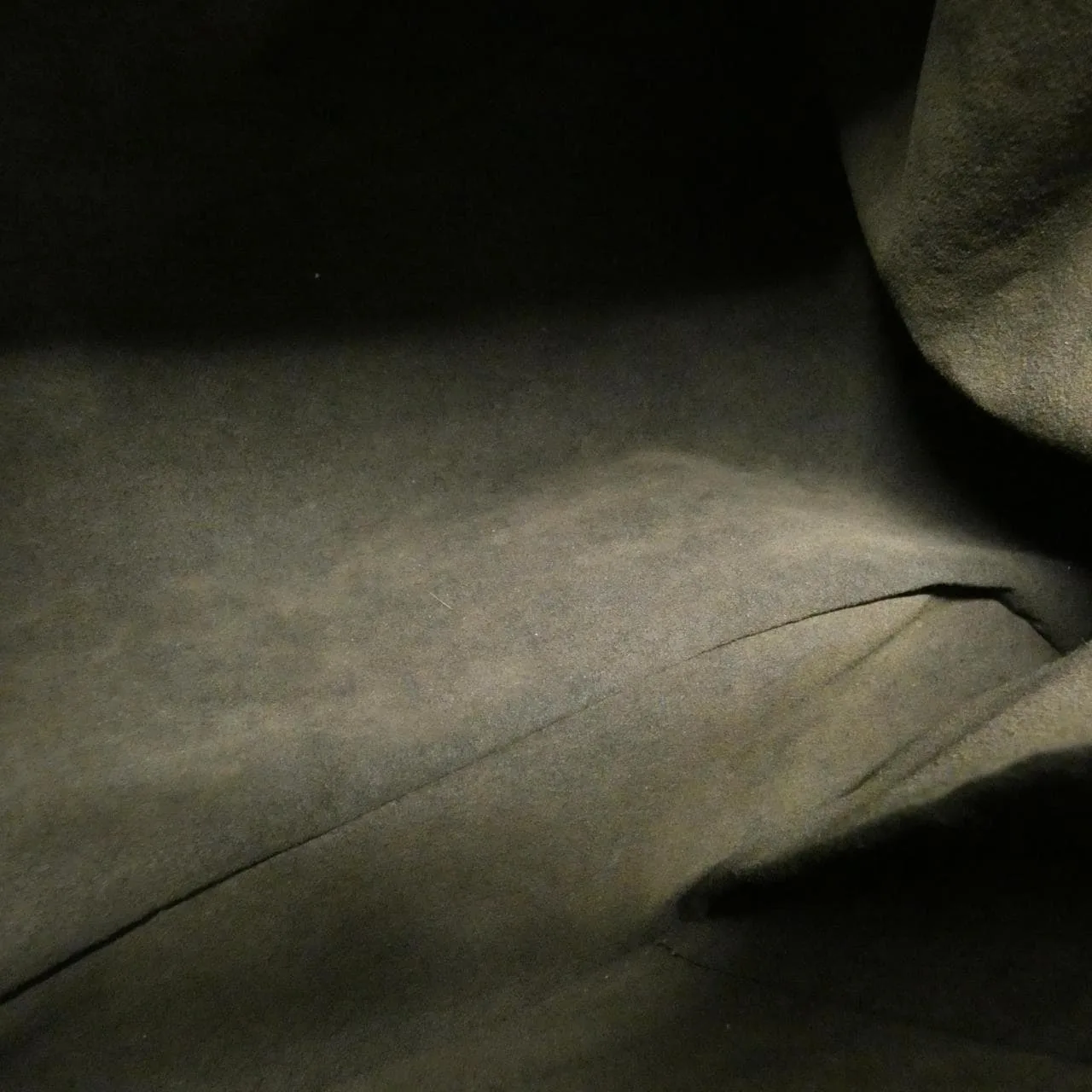 LOUIS VUITTON Mahina M95660 Shoulder Black Rank A - Thumbnail 7