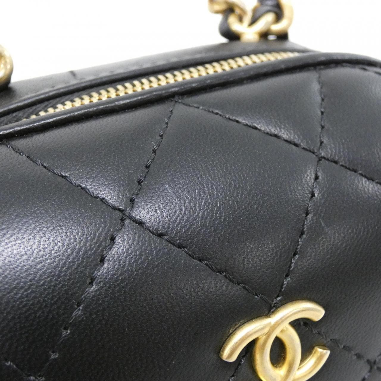 CHANEL Timeless Classic AP2699 手提包 羊皮 4