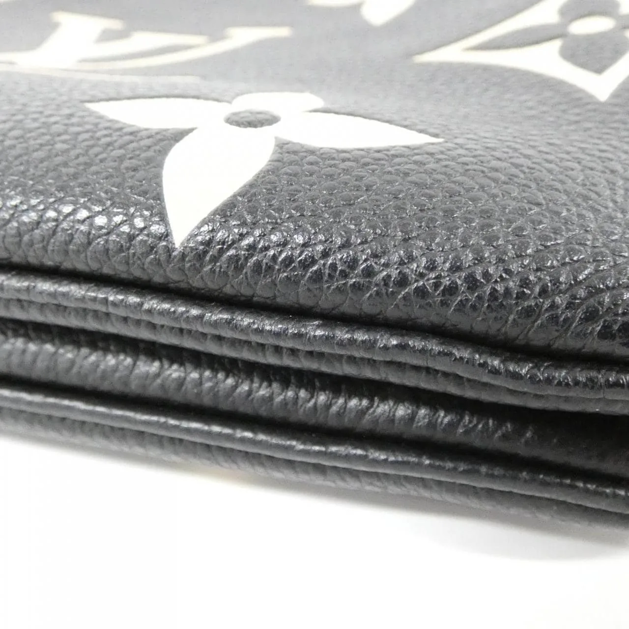 LOUIS VUITTON Pochette M80787 Shoulder Monogram 黑色 Monogram 中古品A - 縮圖 2