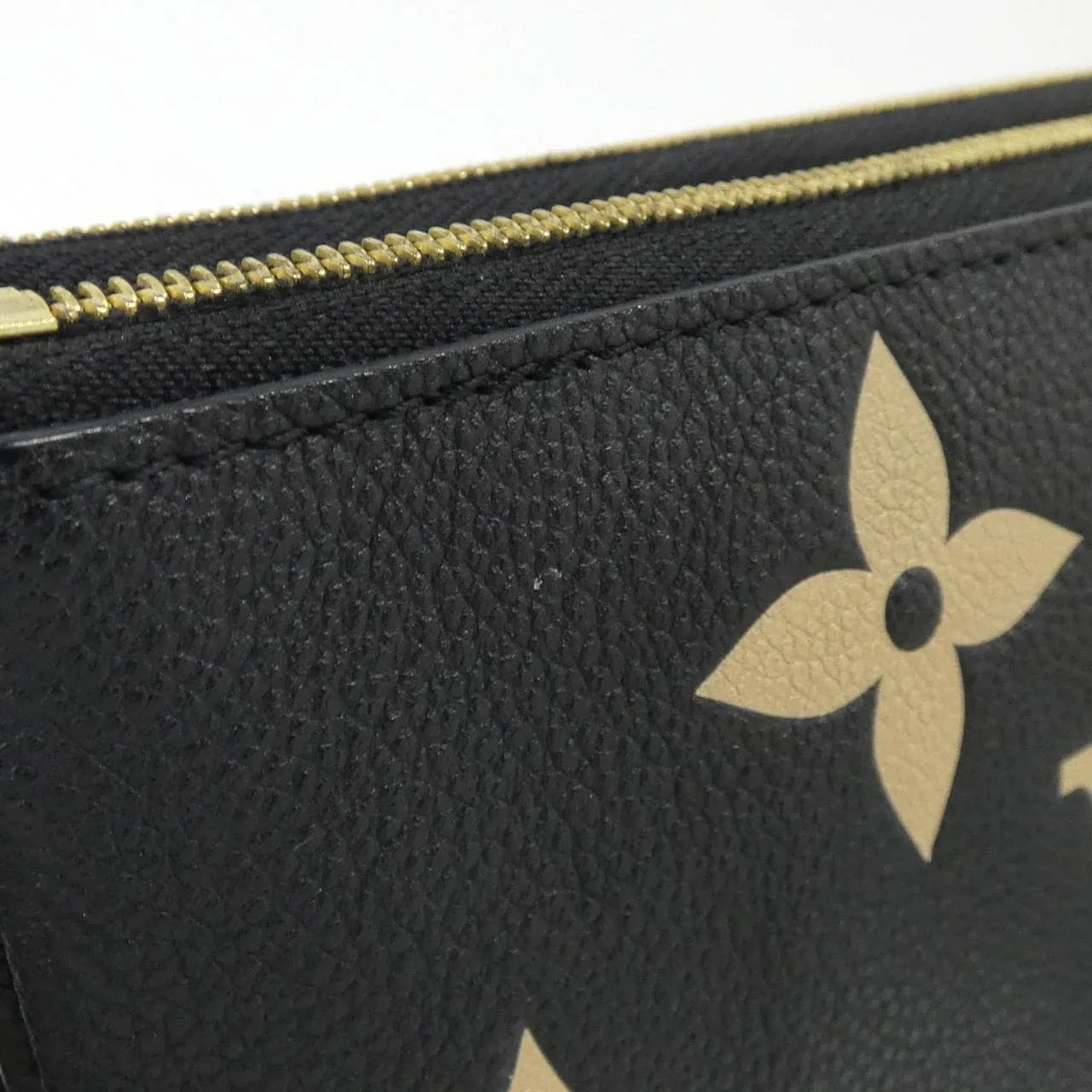LOUIS VUITTON Pochette M80787 Shoulder Monogram 黑色 Monogram 中古品A - 縮圖 4