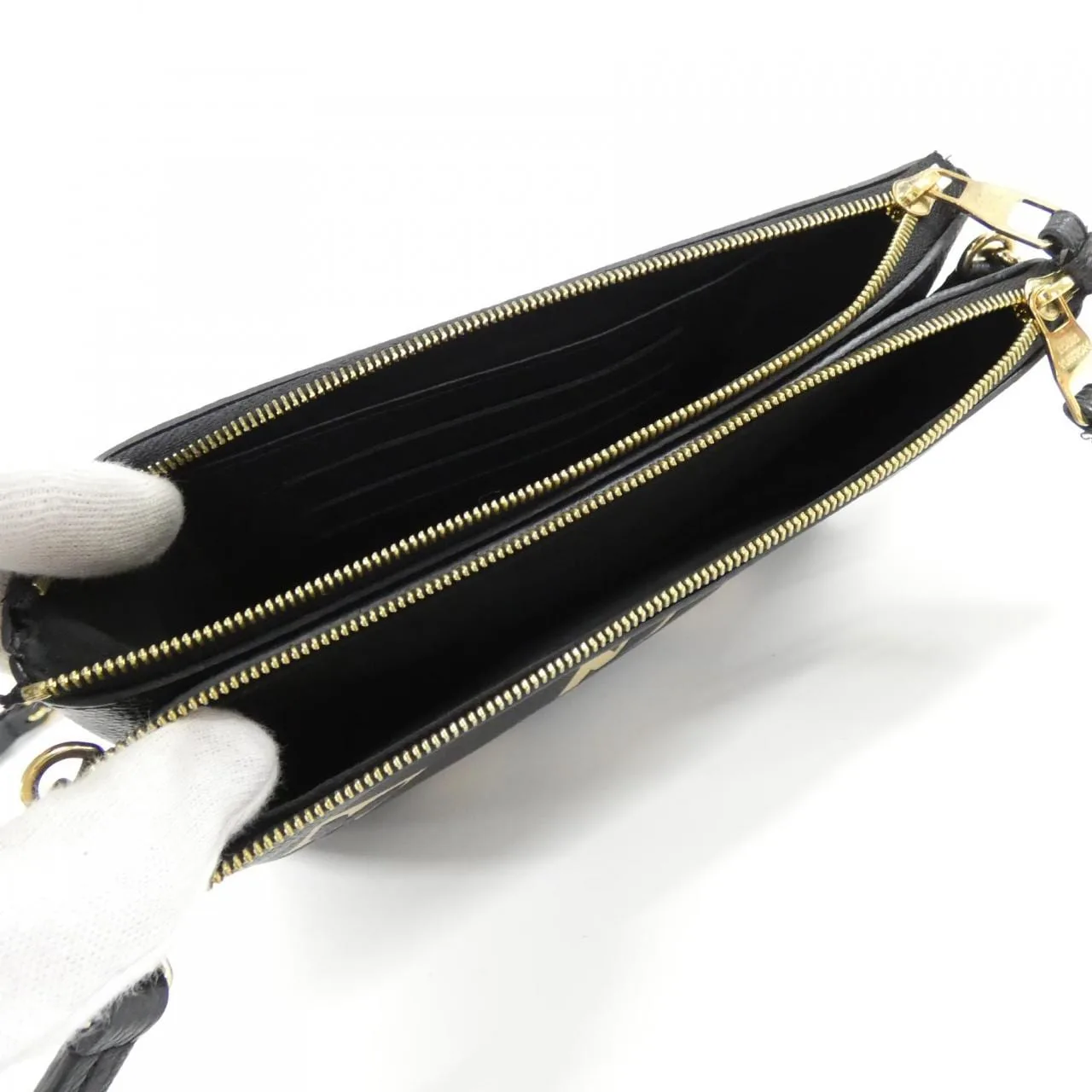 LOUIS VUITTON Pochette M80787 Shoulder Monogram 黑色 Monogram 中古品A - 縮圖 8