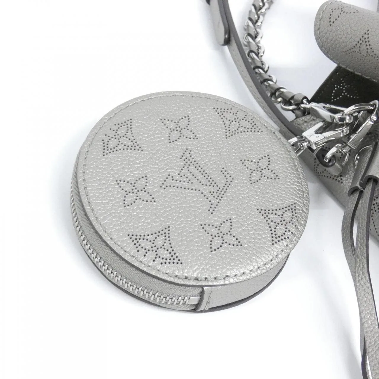 LOUIS VUITTON Mahina M21008 Shoulder Grey Rank B - Thumbnail 5