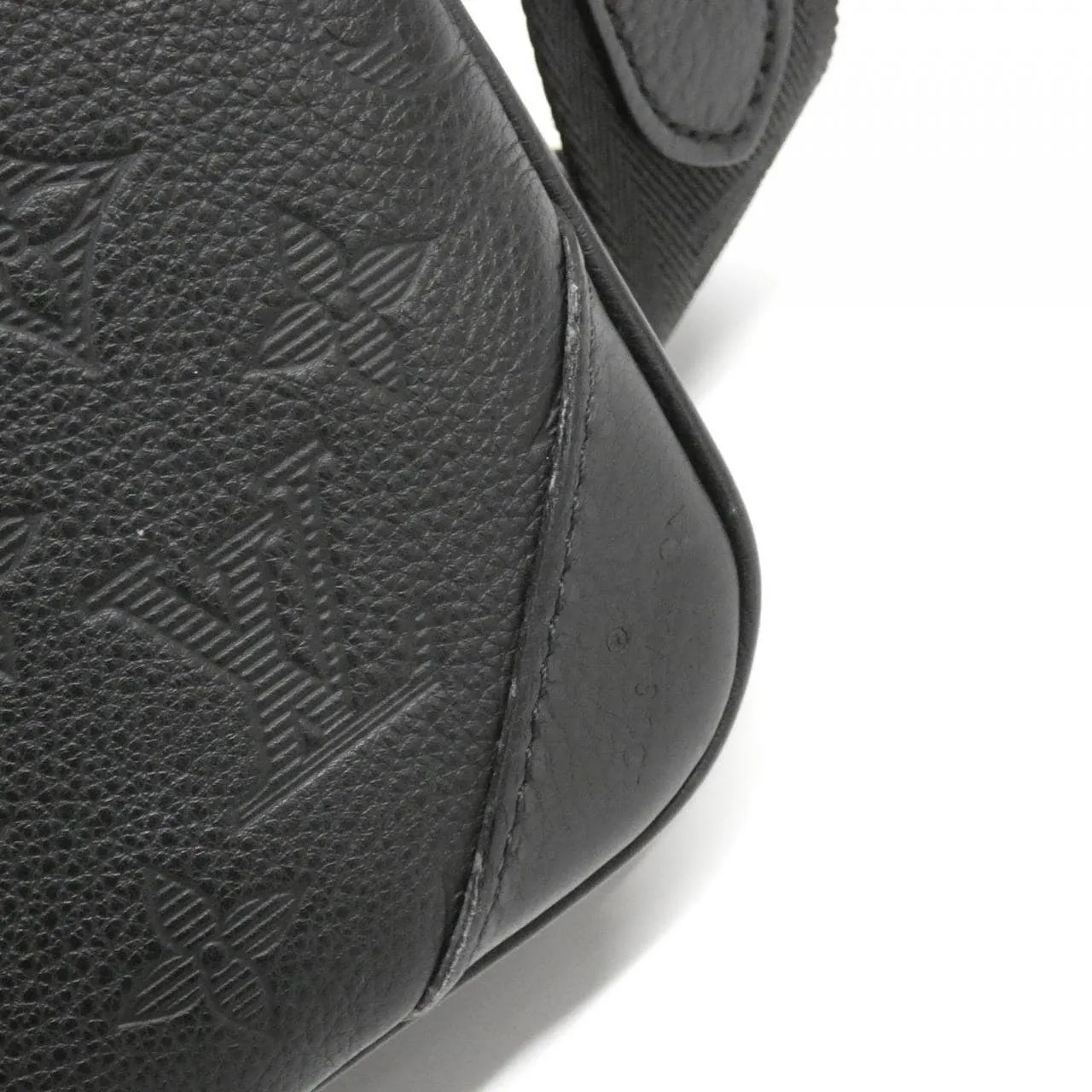 LOUIS VUITTON M46602 Shoulder Monogram 黑色 Monogram 中古品A - 縮圖 4