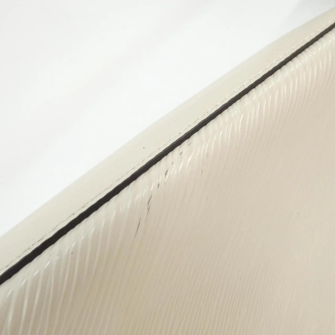 LOUIS VUITTON M80688 Shoulder Epi Black Epi Rank A - Thumbnail 3