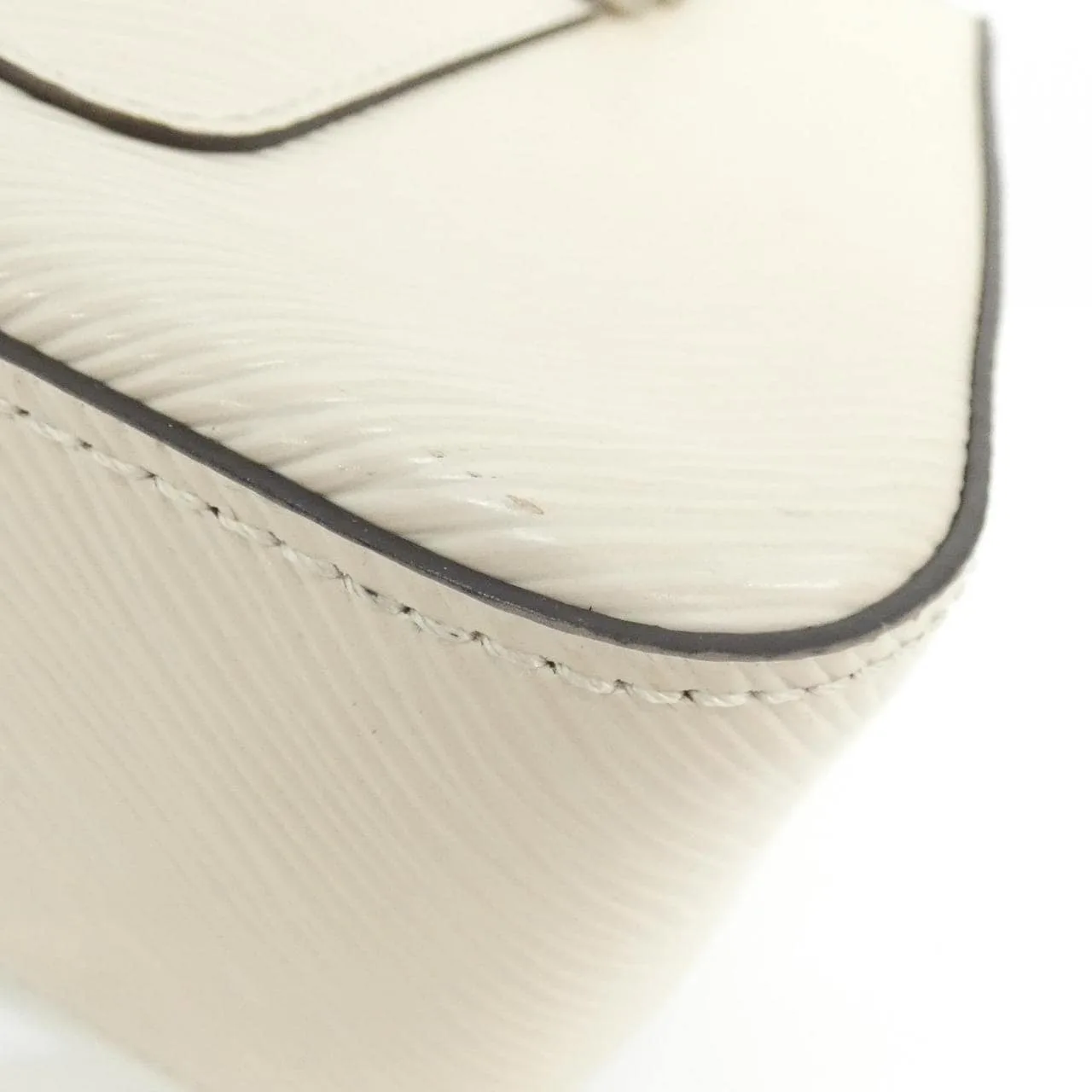 LOUIS VUITTON M80688 Shoulder Epi Black Epi Rank A - Thumbnail 4