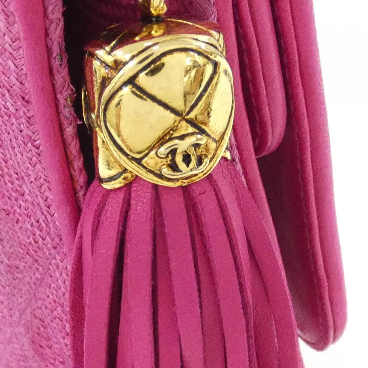 CHANEL Shoulder