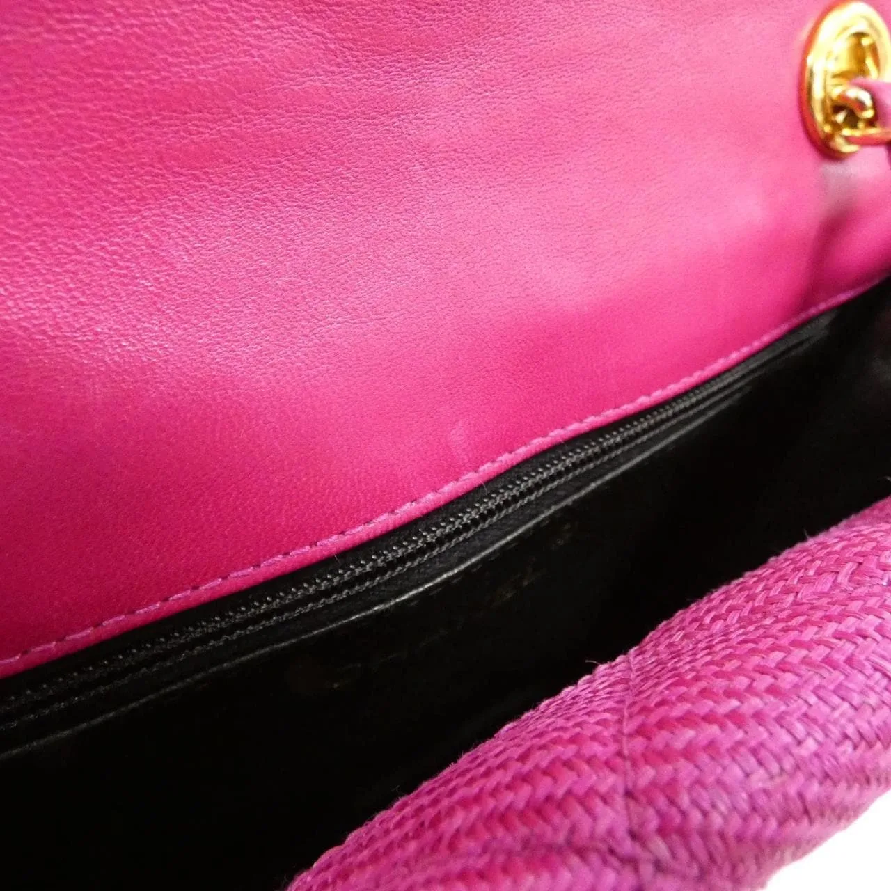 CHANEL Shoulder