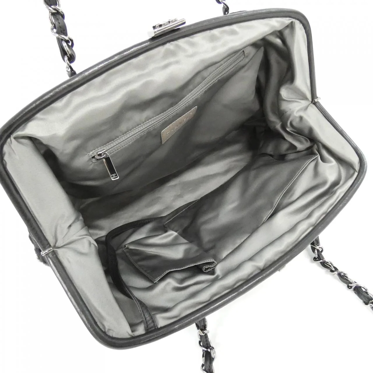 CHANEL Handbag