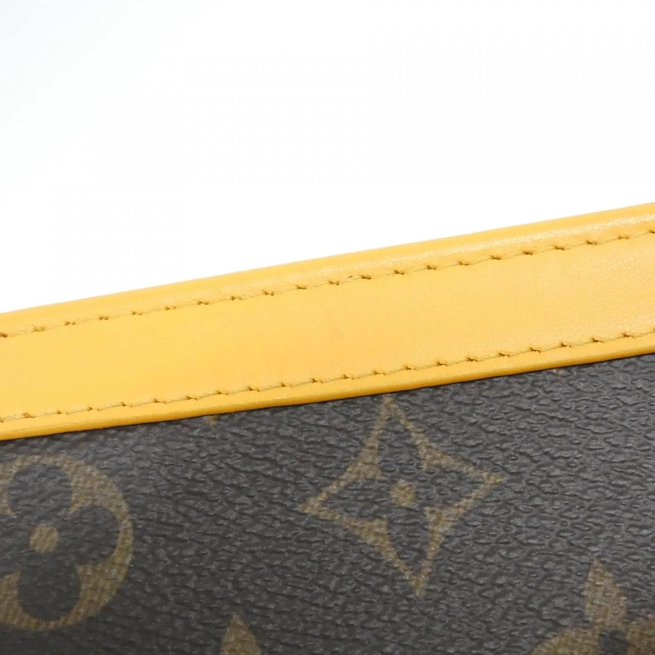LOUIS VUITTON Pochette M12820 Business Monogram 黃色 Monogram 中古品A - 縮圖 4