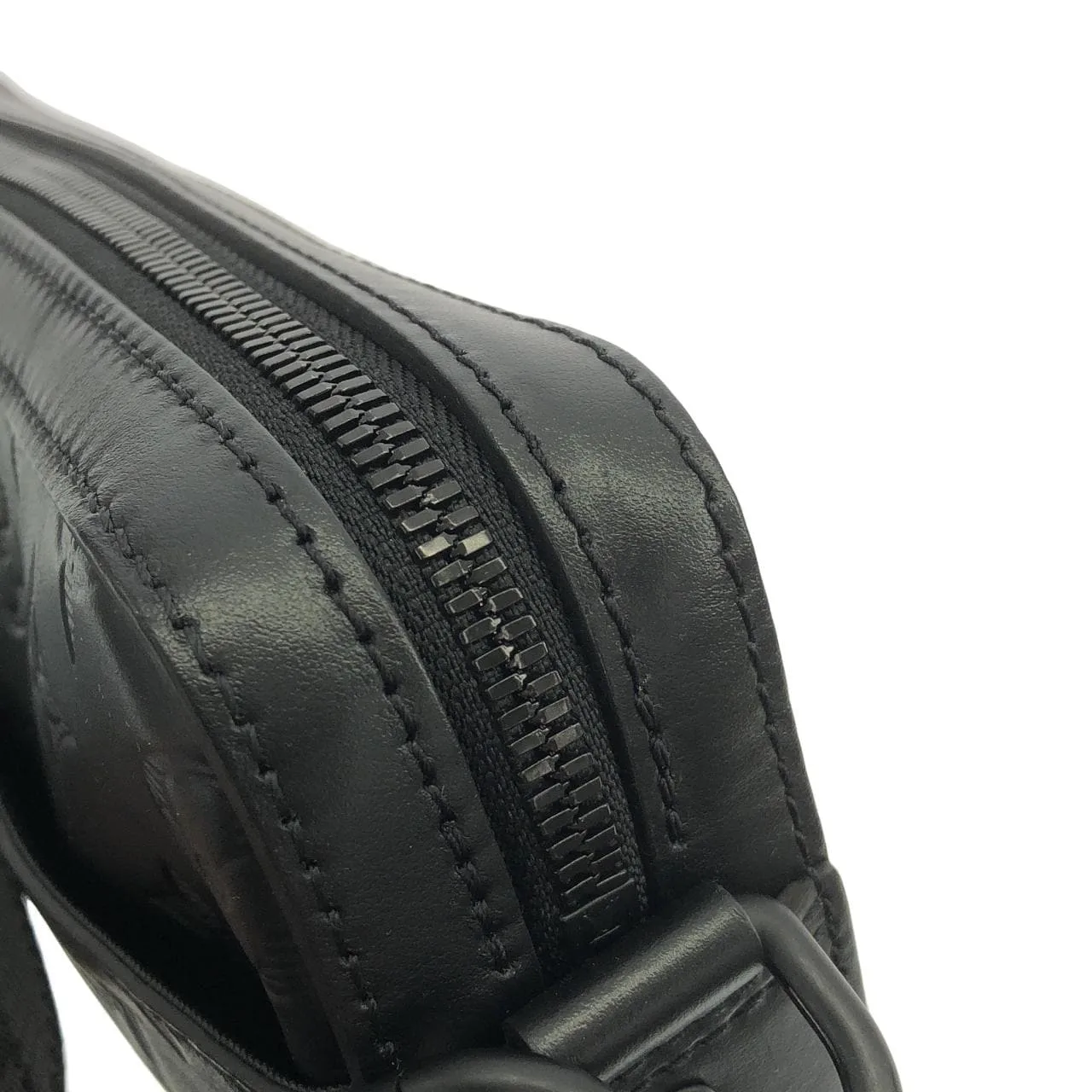 LOUIS VUITTON M69827 肩背包 Monogram 黑色 Monogram 中古品A - 縮圖 4