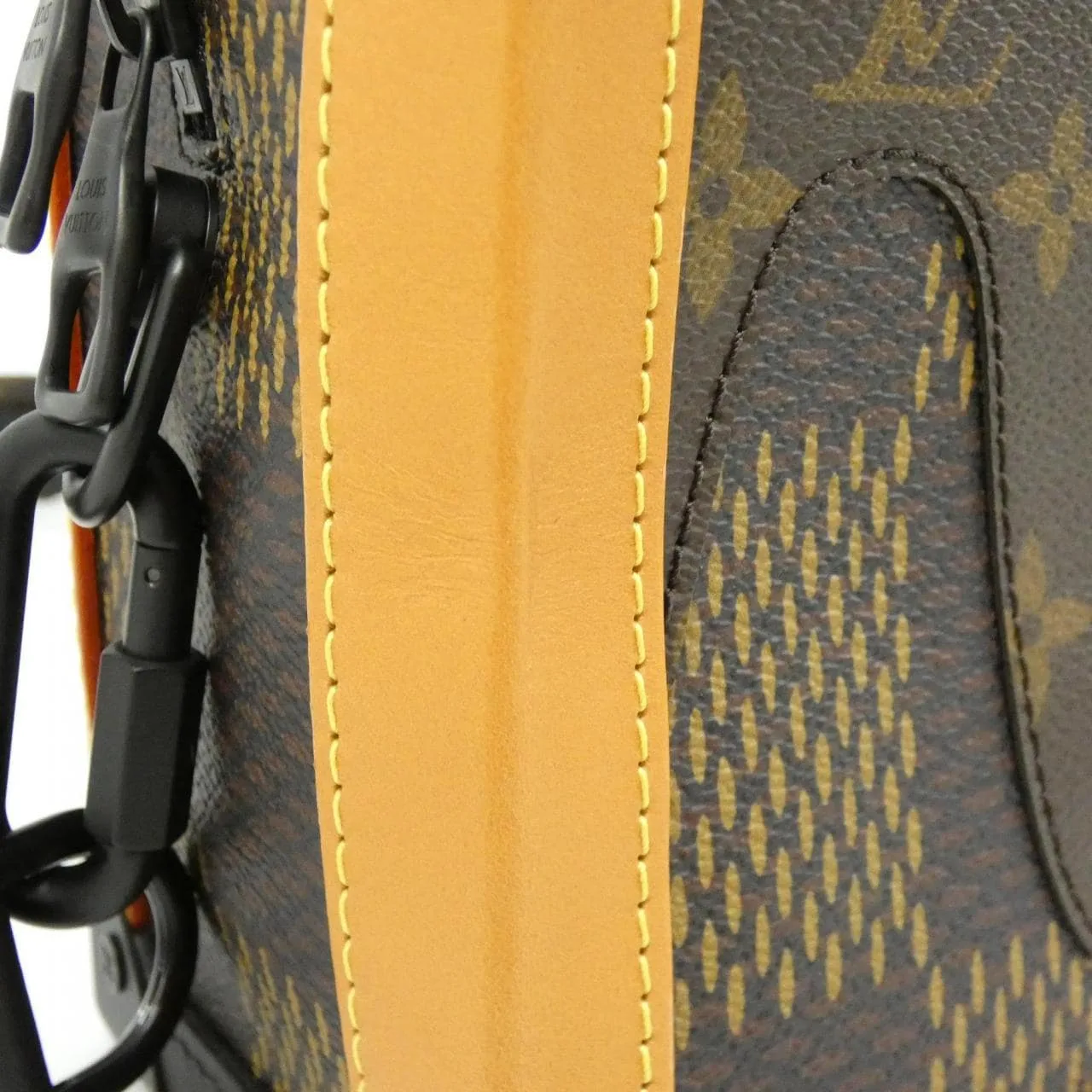 LOUIS VUITTON Soft Trunk N40381 Shoulder Damier