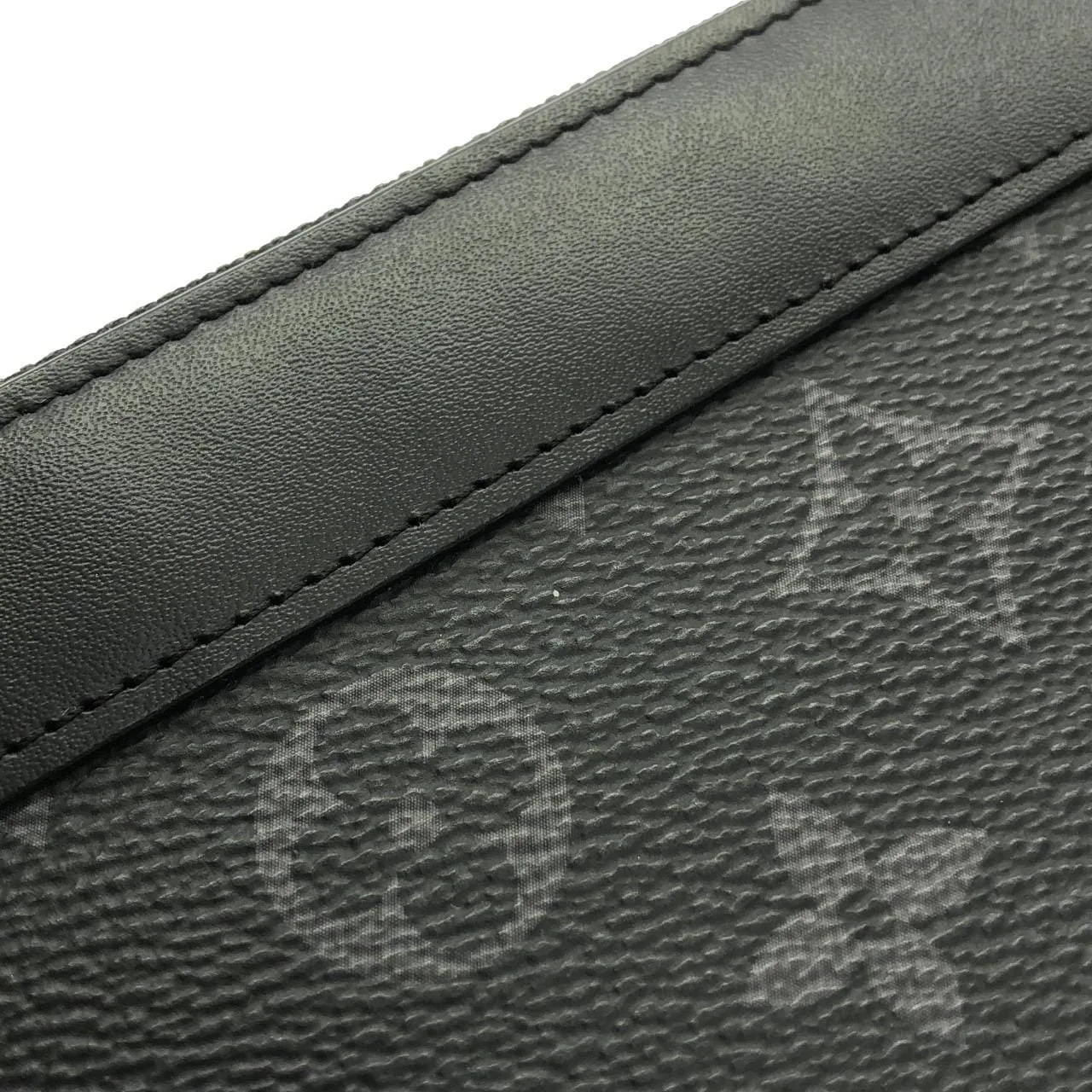 LOUIS VUITTON Discovery M44323 Handbag Monogram Black Monogram Rank A - Thumbnail 4