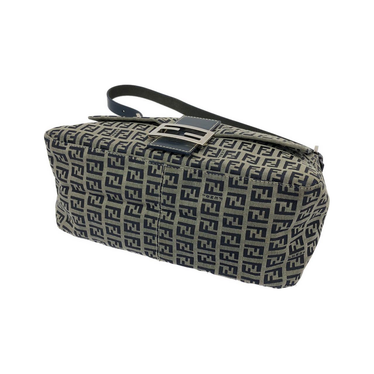 FENDI Baguette 26325 肩背包 帆布 3
