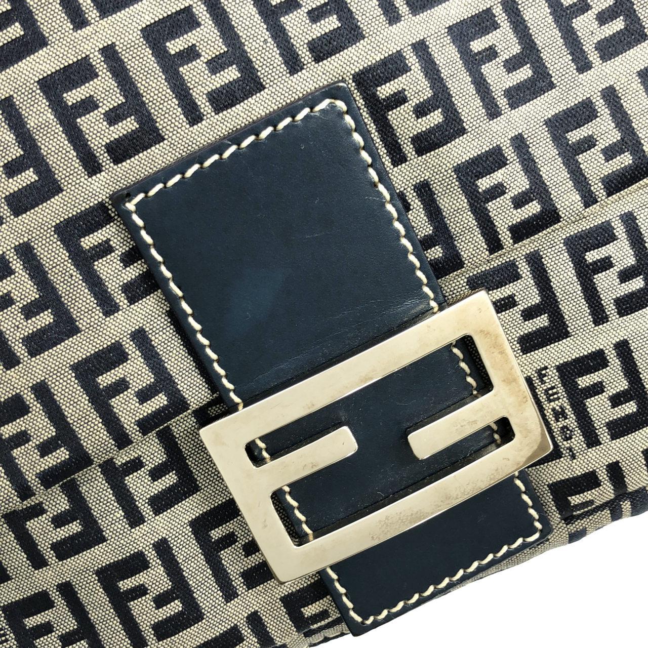 FENDI Baguette 26325 肩背包 帆布 4