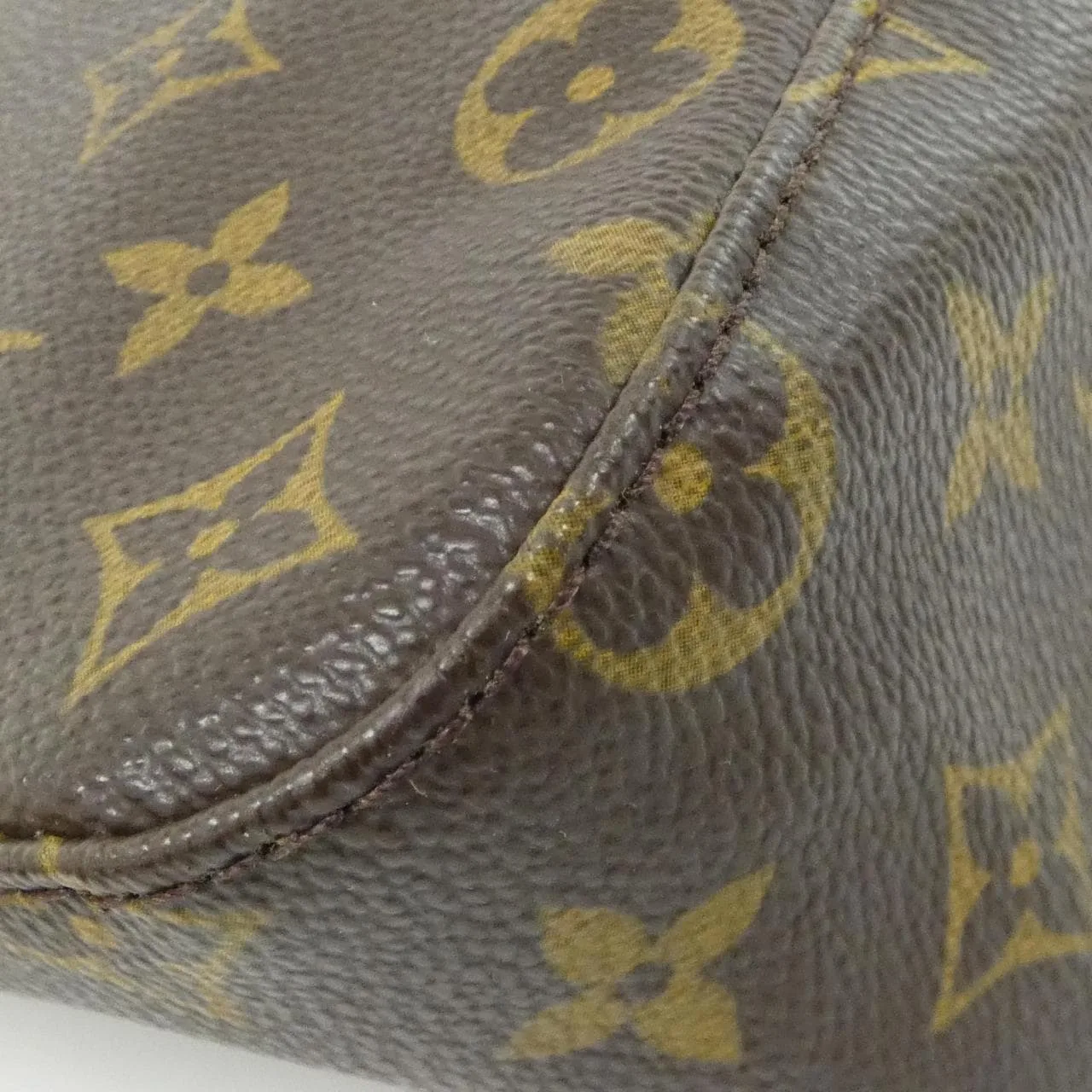 LOUIS VUITTON Looping M51147 Shoulder Monogram 黑色 Monogram 中古品A - 縮圖 3