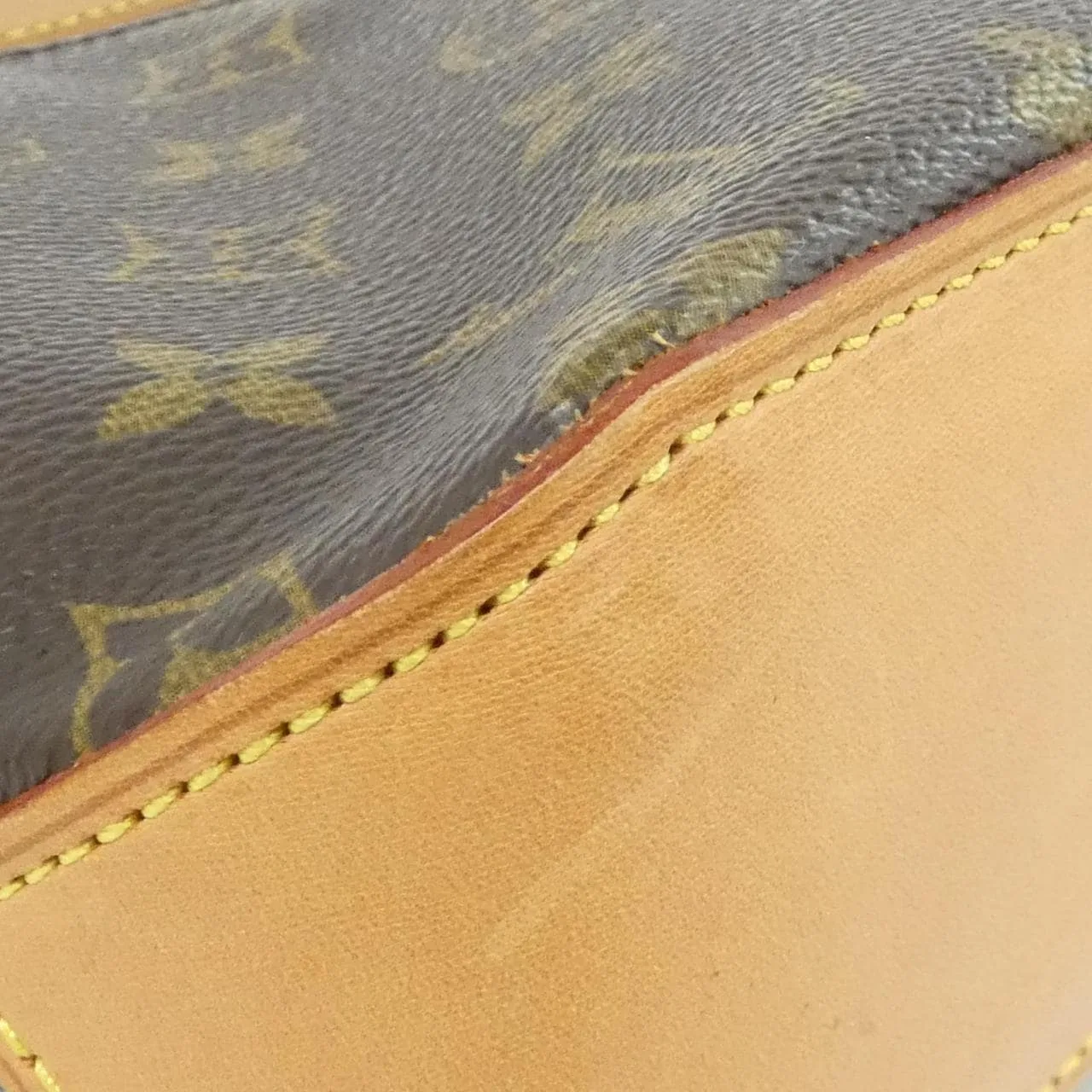 LOUIS VUITTON Trotteur M51240 Shoulder Monogram 黑色 Monogram 中古品A - 縮圖 2