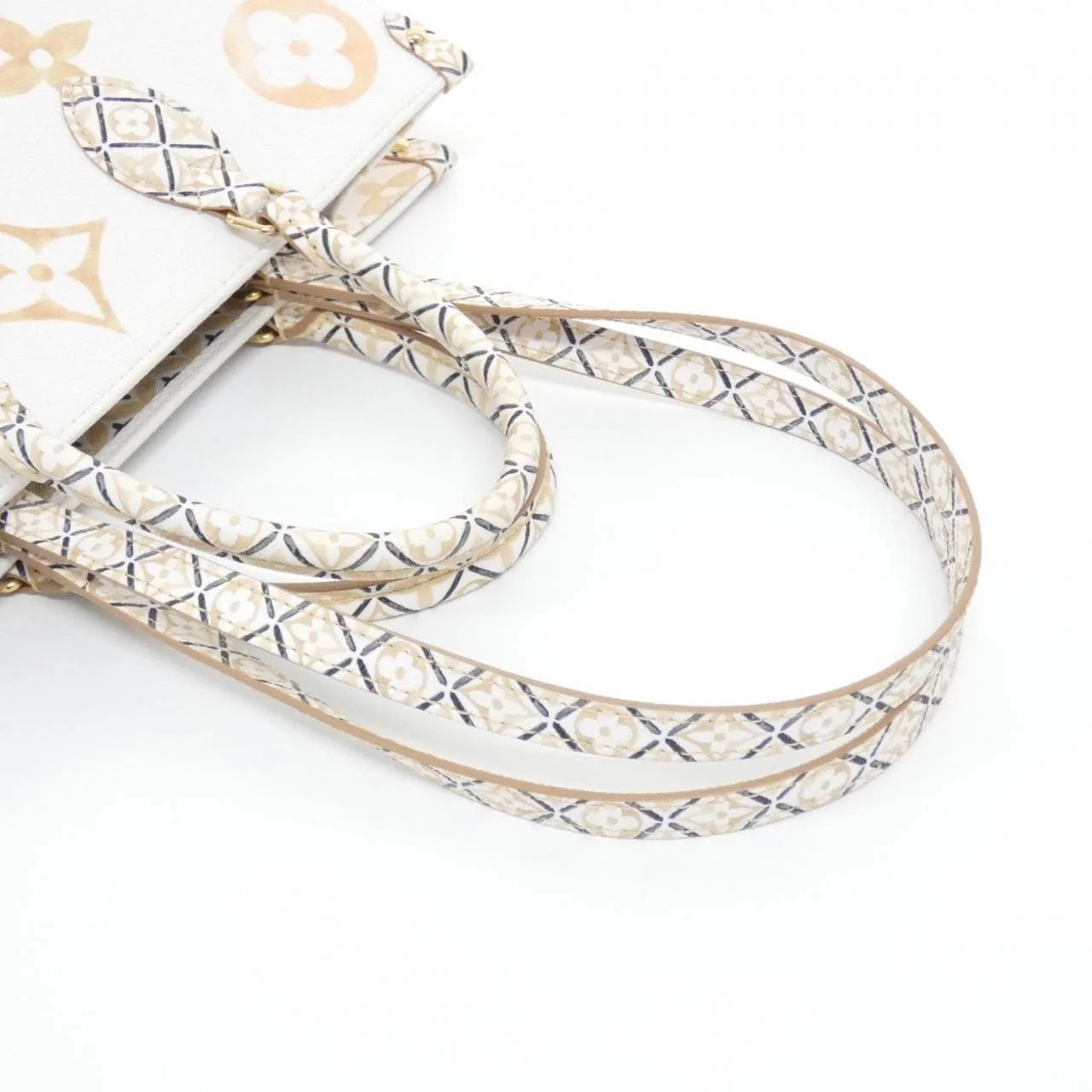 LOUIS VUITTON OnTheGo M22975 Handbag Monogram 米色 Monogram 中古品A - 縮圖 8