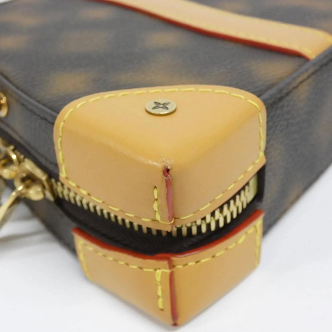 LOUIS VUITTON Soft Trunk M81580 Shoulder Monogram 黑色 Monogram 中古品A - 縮圖 2