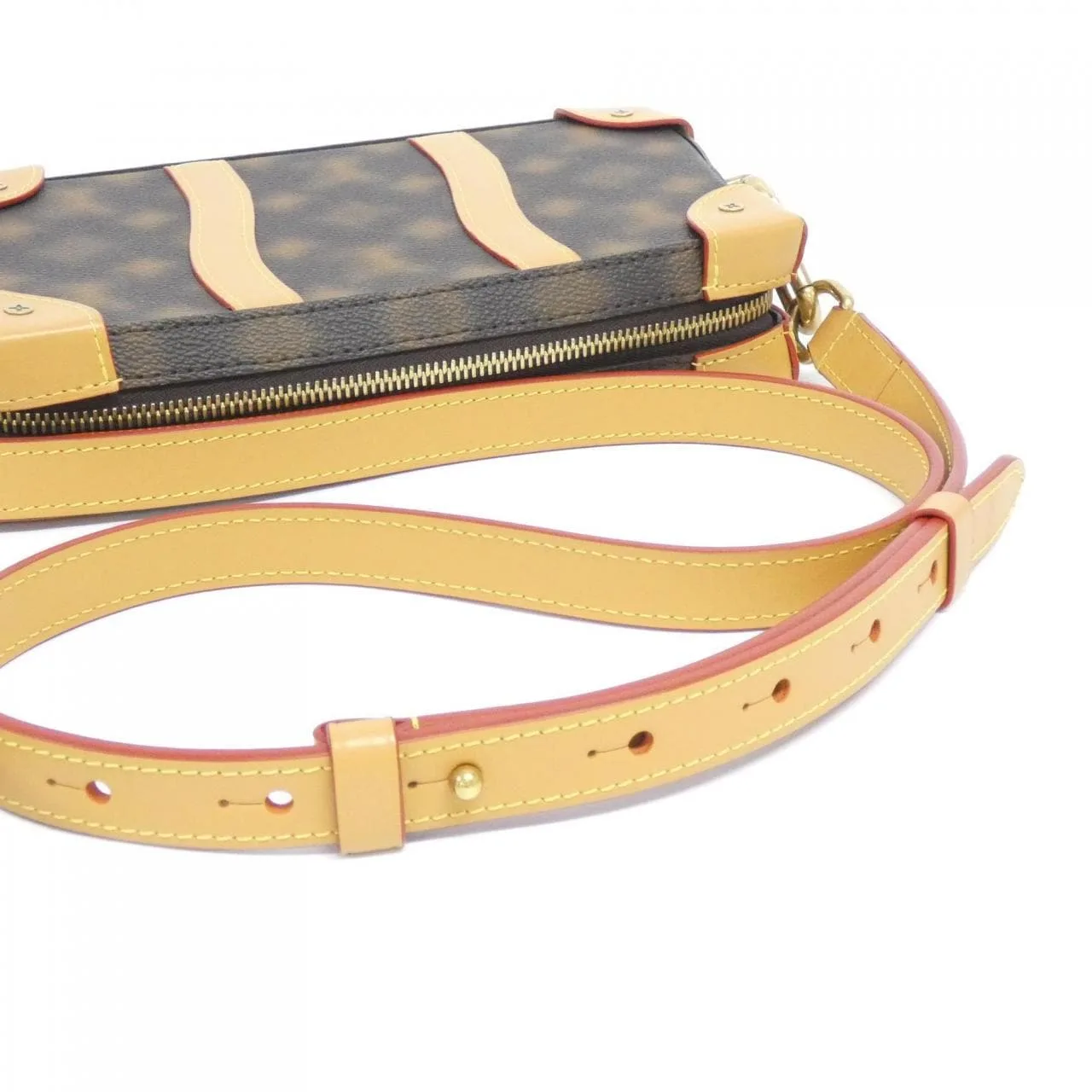 LOUIS VUITTON Soft Trunk M81580 Shoulder Monogram 黑色 Monogram 中古品A - 縮圖 5