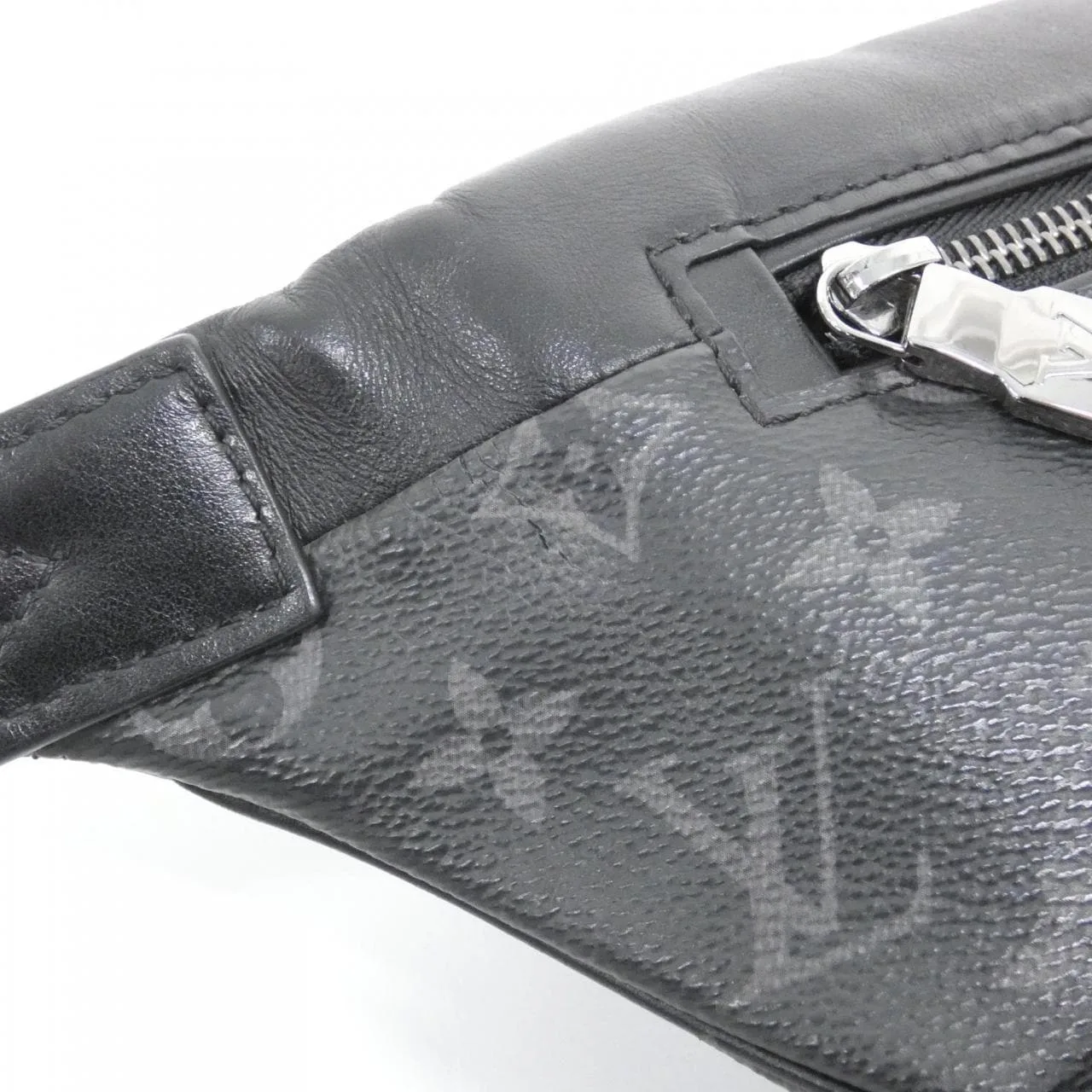 LOUIS VUITTON Discovery M44336 Shoulder Monogram 黑色 Monogram 中古品A - 縮圖 6