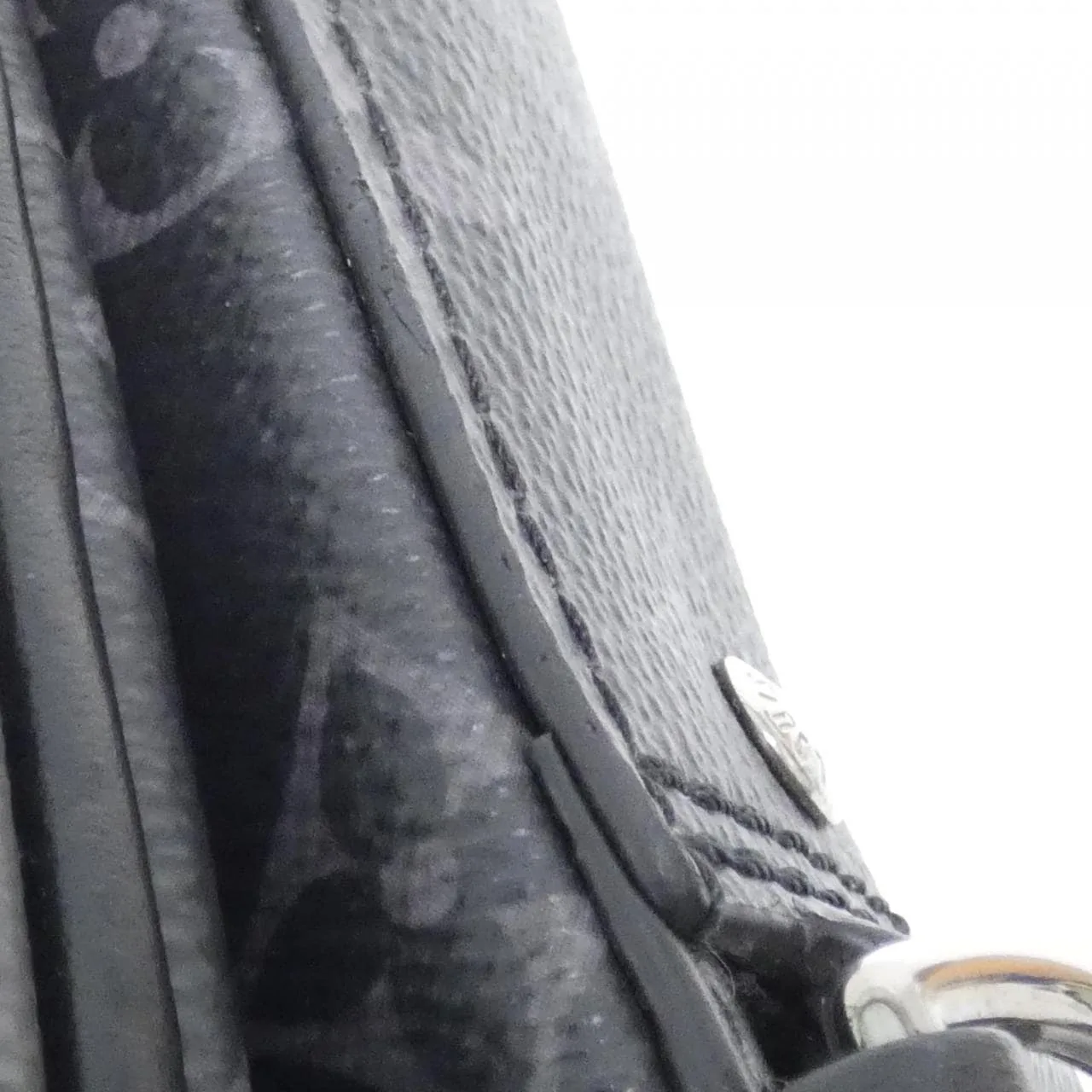 LOUIS VUITTON Eclipse M69443 Shoulder Monogram 黑色 Monogram 中古品A - 縮圖 5