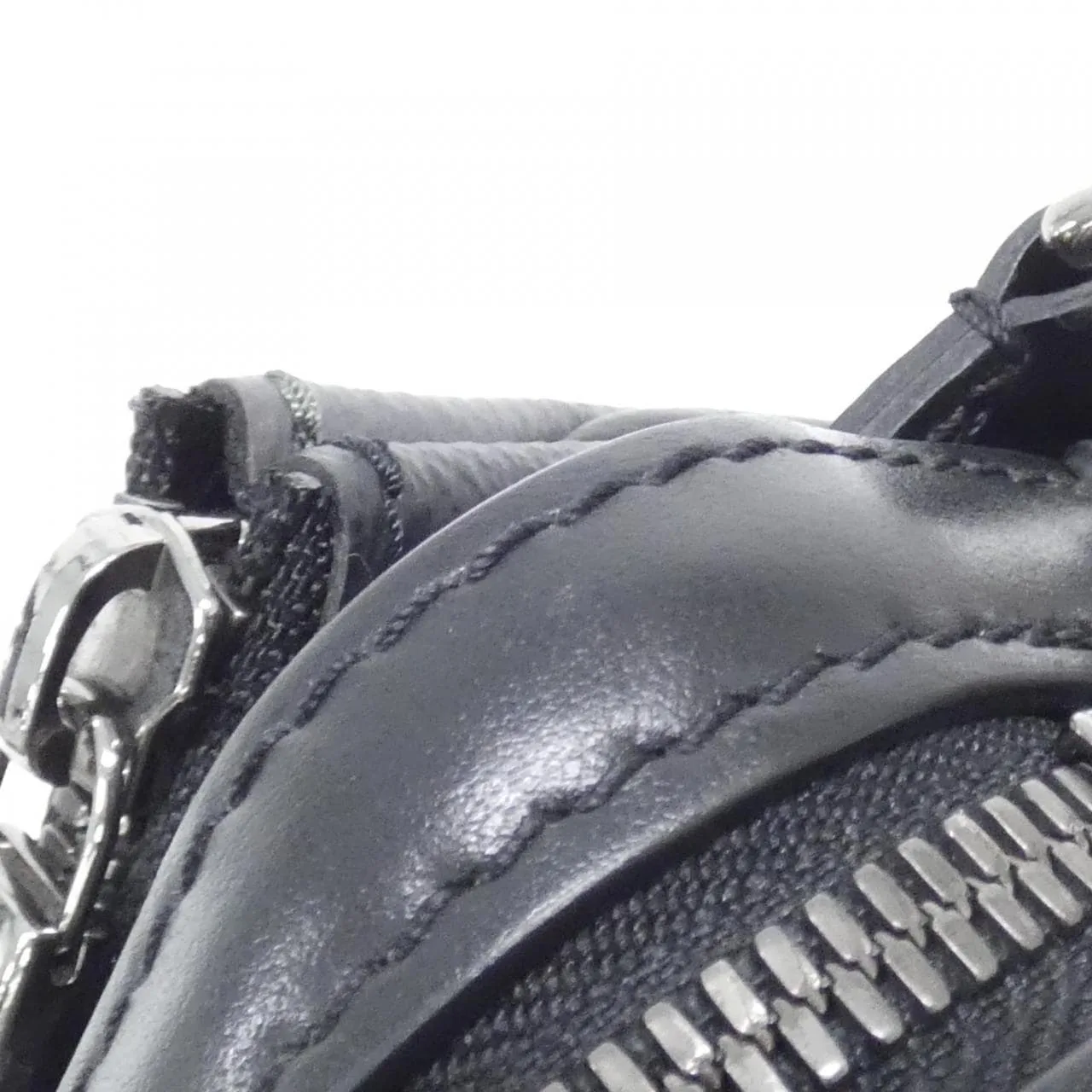 LOUIS VUITTON Eclipse M69443 Shoulder Monogram 黑色 Monogram 中古品A - 縮圖 6