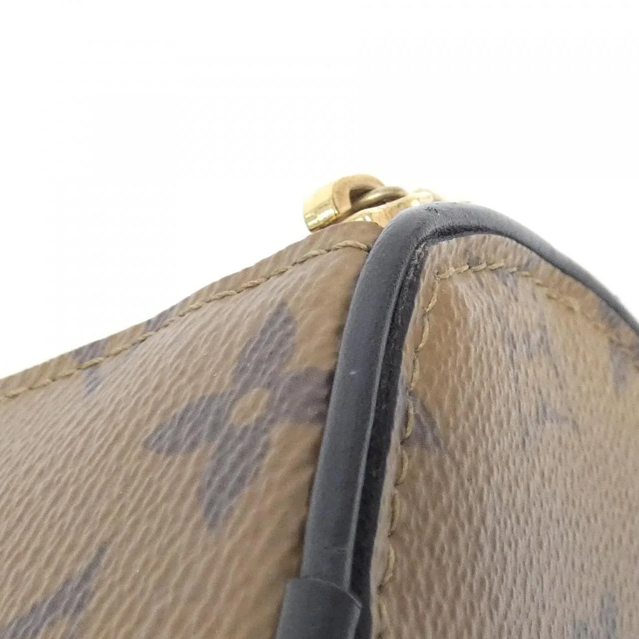 LOUIS VUITTON M68276 Shoulder Monogram 3