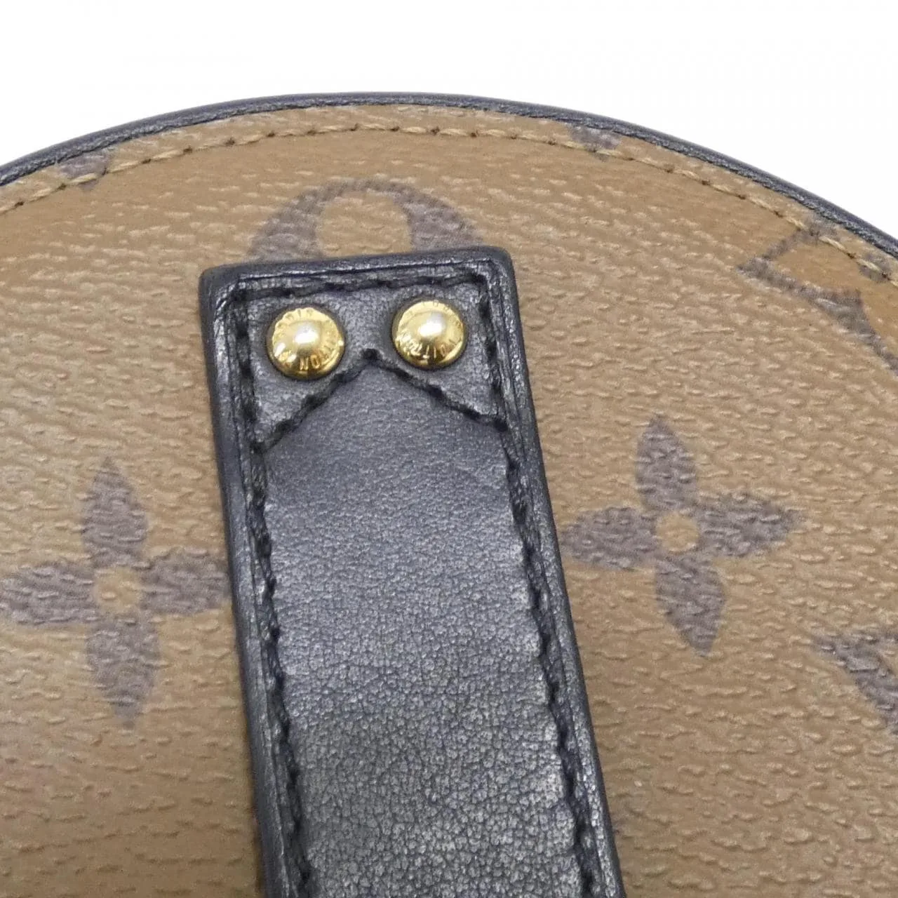 LOUIS VUITTON M68276 Shoulder Monogram 4