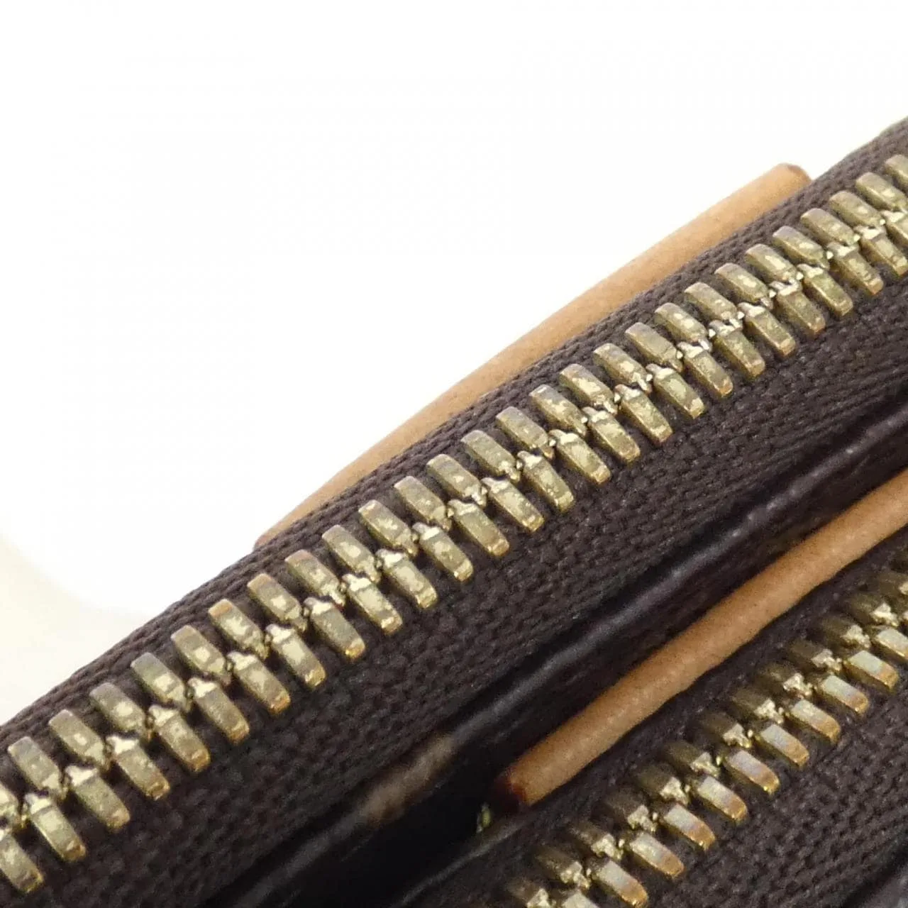 LOUIS VUITTON Pochette M46385 Shoulder Monogram 黑色 Monogram 中古品A - 縮圖 7