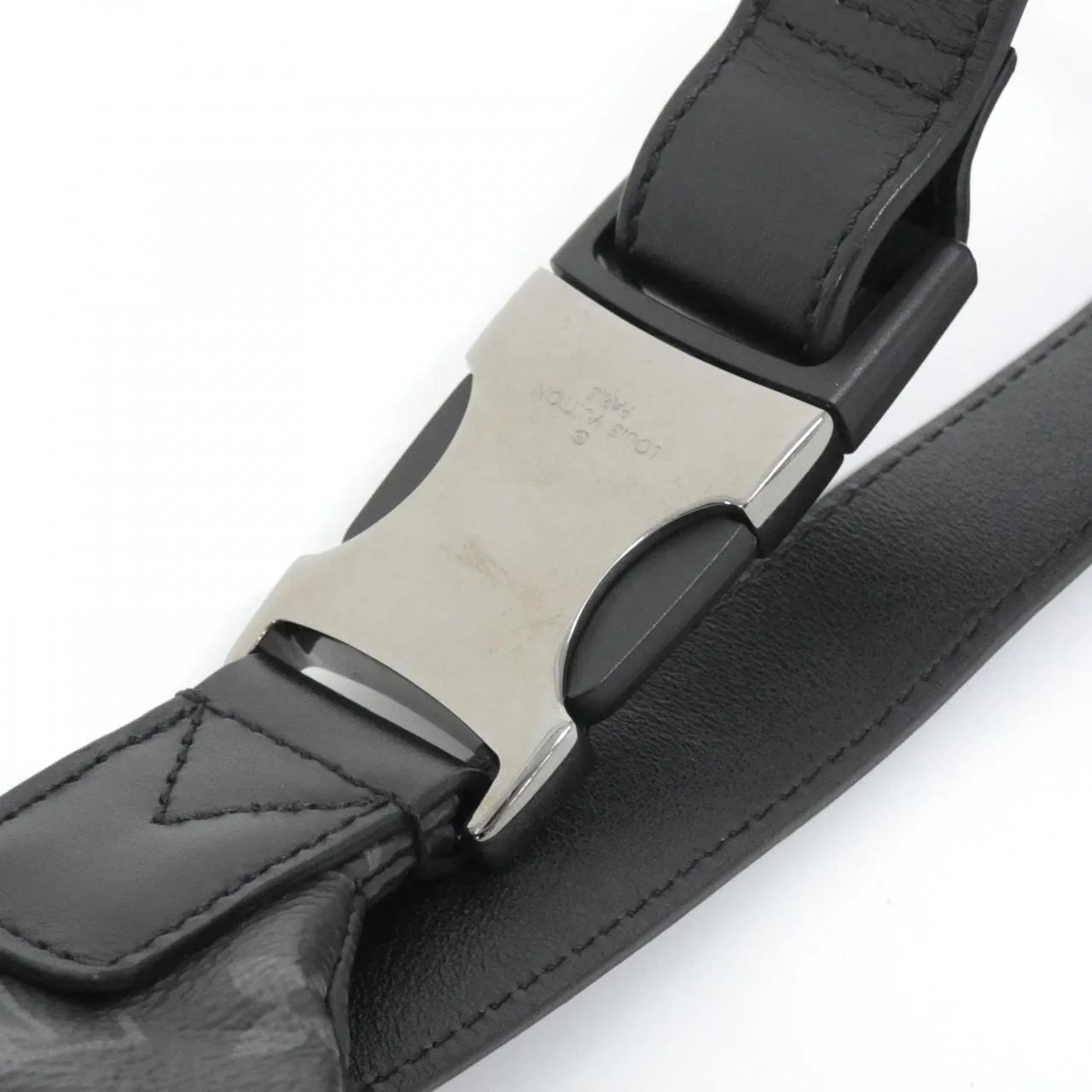 LOUIS VUITTON Discovery M44336 Shoulder Monogram 黑色 Monogram 中古品A - 縮圖 5