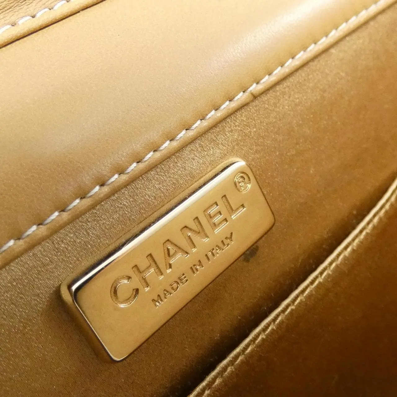 CHANEL Shoulder Lambskin Beige Lambskin Rank B - Thumbnail 10