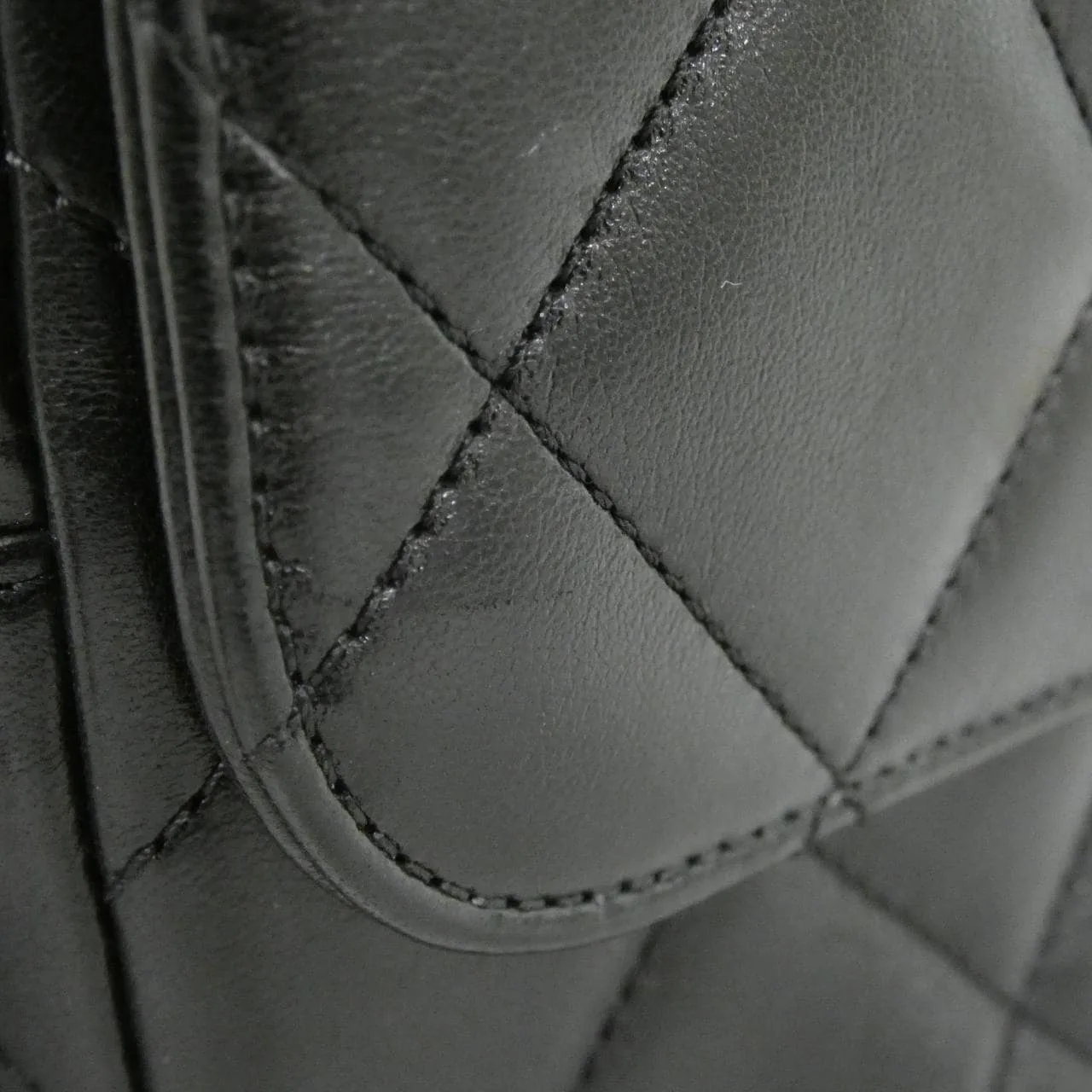 CHANEL Chanel 22 AS3884 Backpack Lambskin 黑色 羊皮 中古品A - 縮圖 6