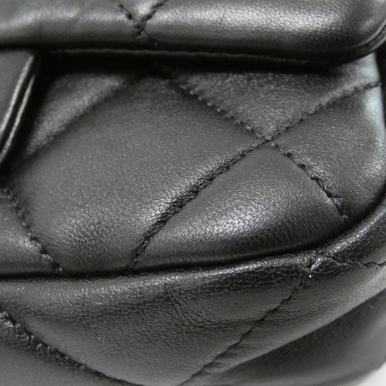 CHANEL Chanel 22 AS3213 Shoulder Lambskin 黑色 羊皮 中古品A - 縮圖 3