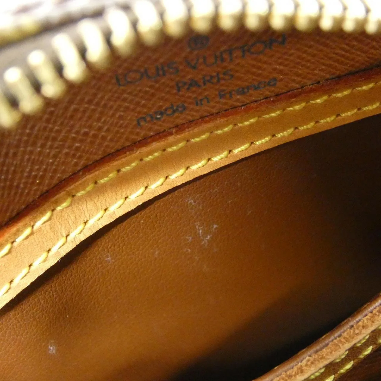 LOUIS VUITTON Blois M51221 Shoulder Monogram