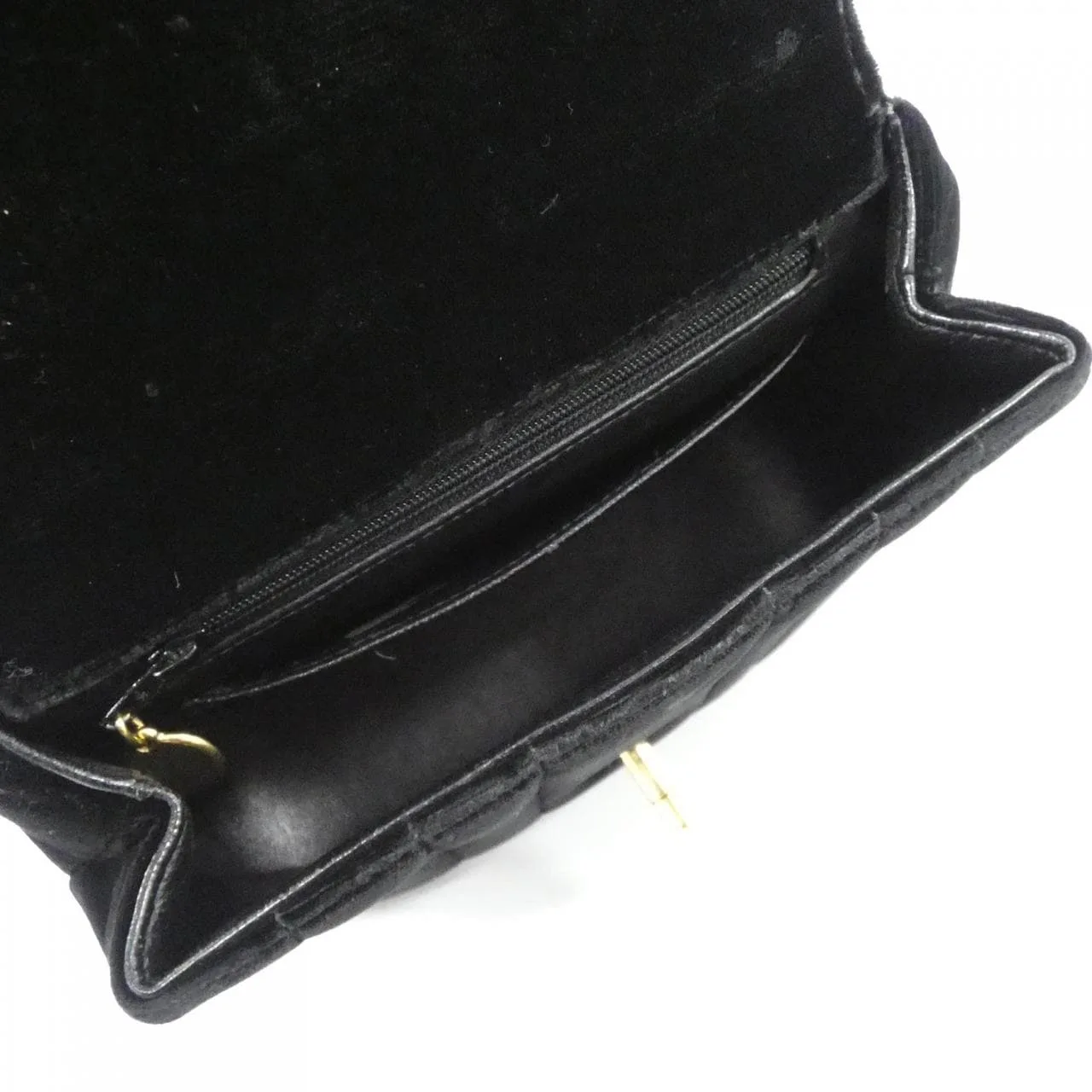 CHANEL Handbag