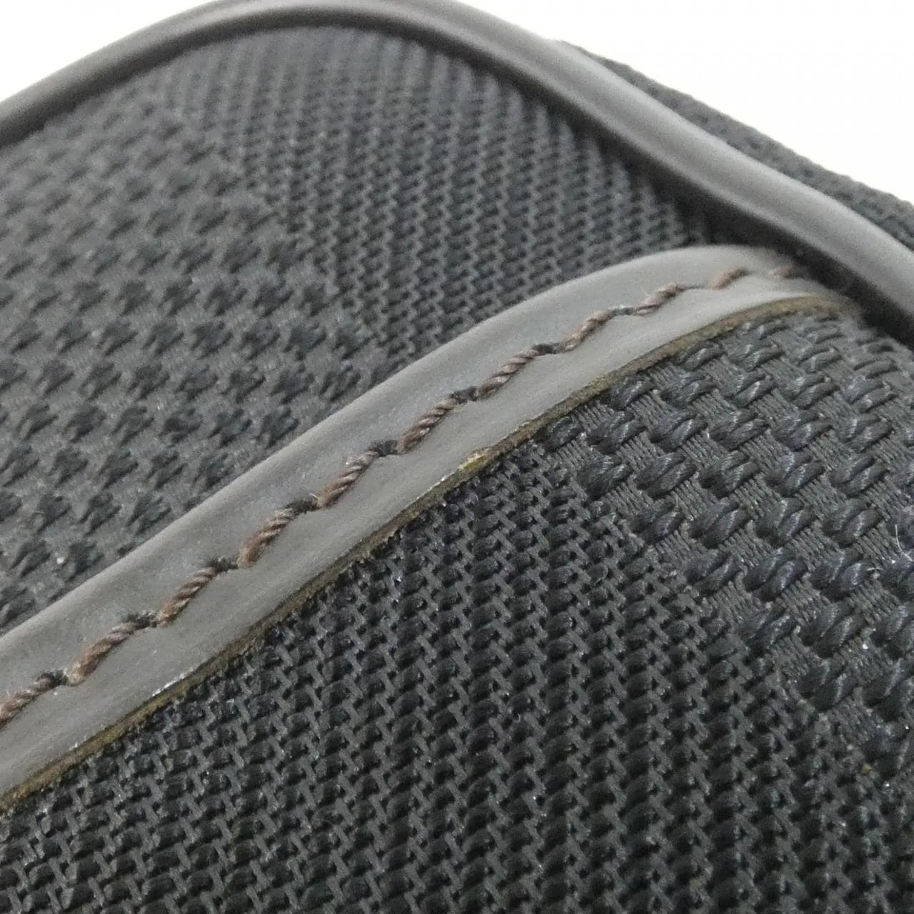 LOUIS VUITTON M93622 Shoulder Damier