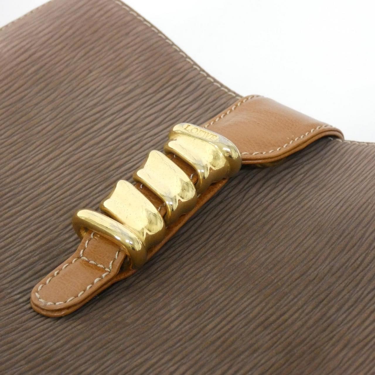 LOEWE 肩背包 皮革 5