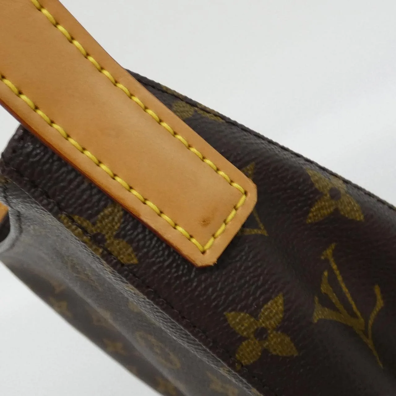 LOUIS VUITTON Looping M51146 Shoulder Monogram 5