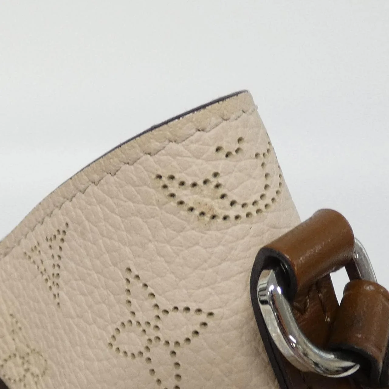 LOUIS VUITTON Mahina M51950 Handbag 黑色 中古品A - 縮圖 6