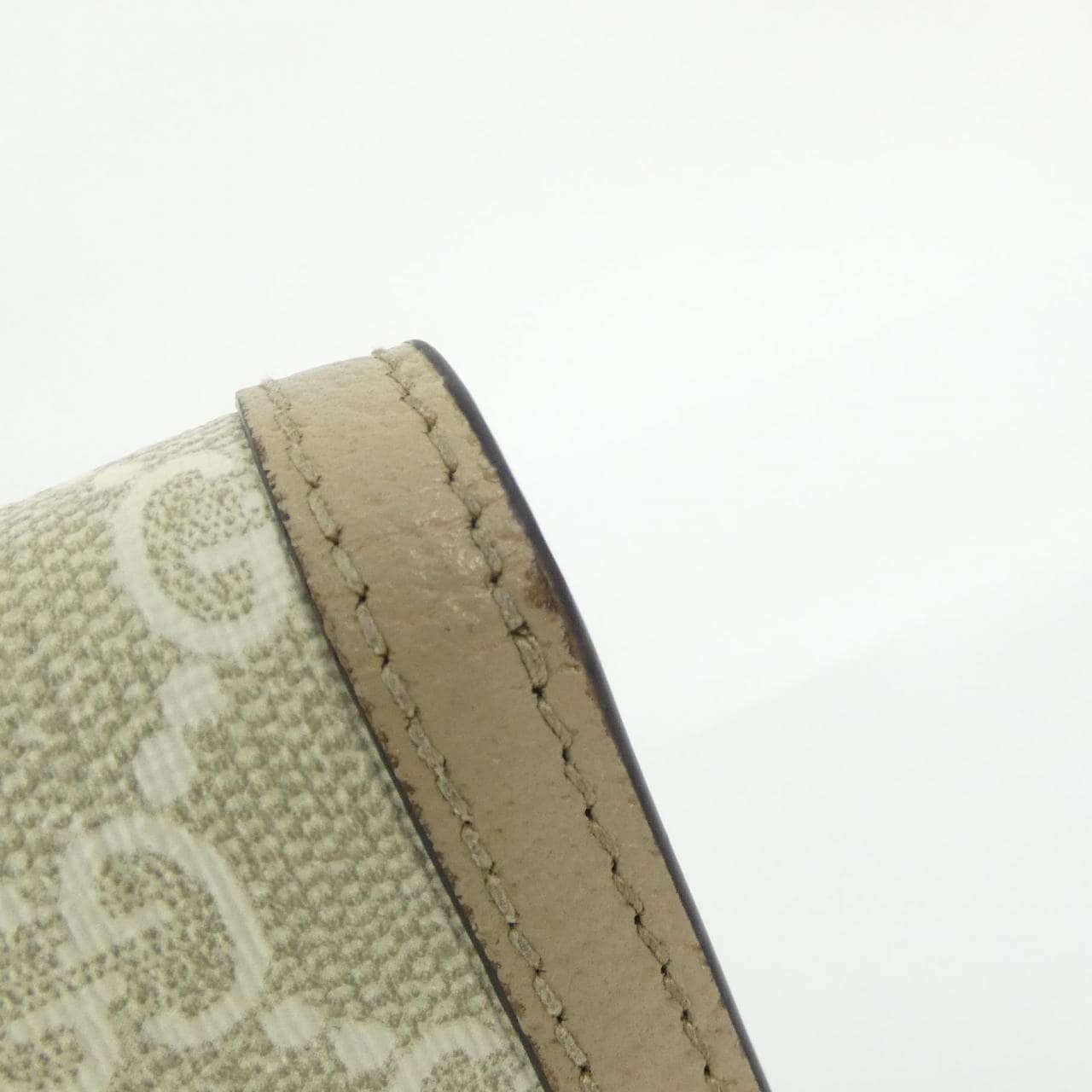 GUCCI 598662 UULAG Wallet Canvas 3