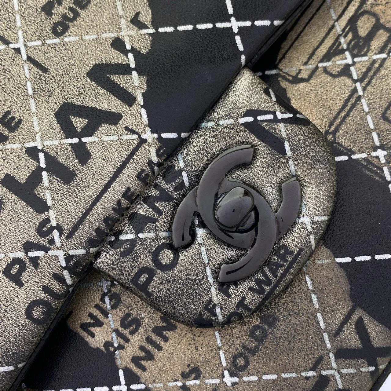 CHANEL Shoulder Lambskin Black Lambskin Rank A - Thumbnail 4