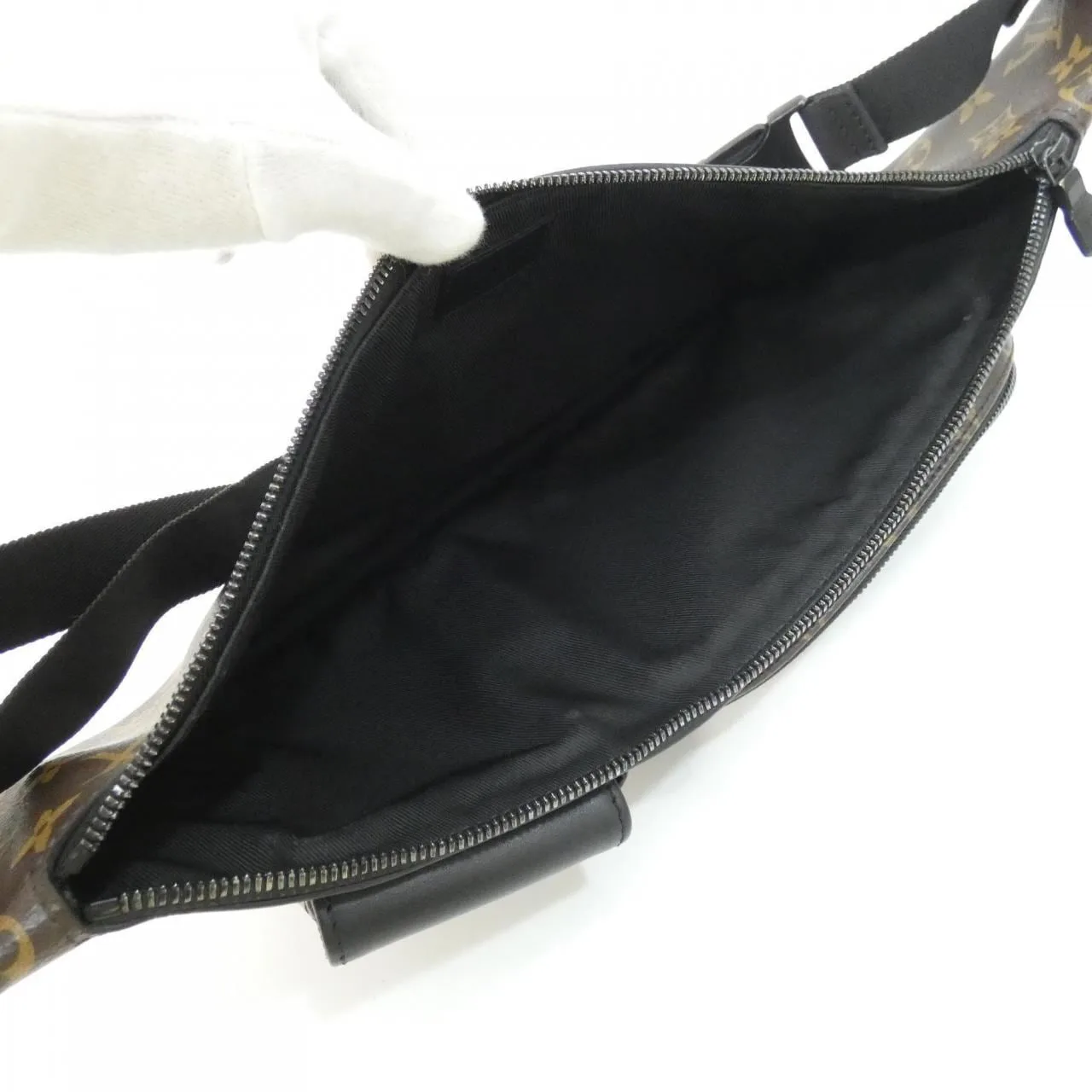 LOUIS VUITTON Christopher M45337 Shoulder Monogram
