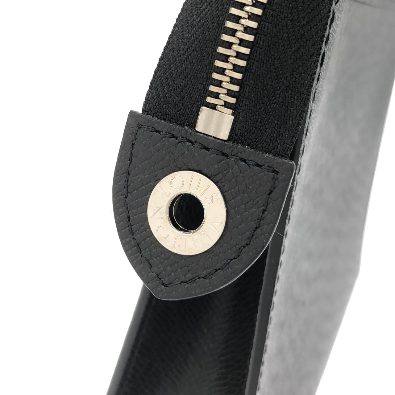 LOUIS VUITTON Pochette M30547 Handbag 黑色 中古品A - 縮圖 5